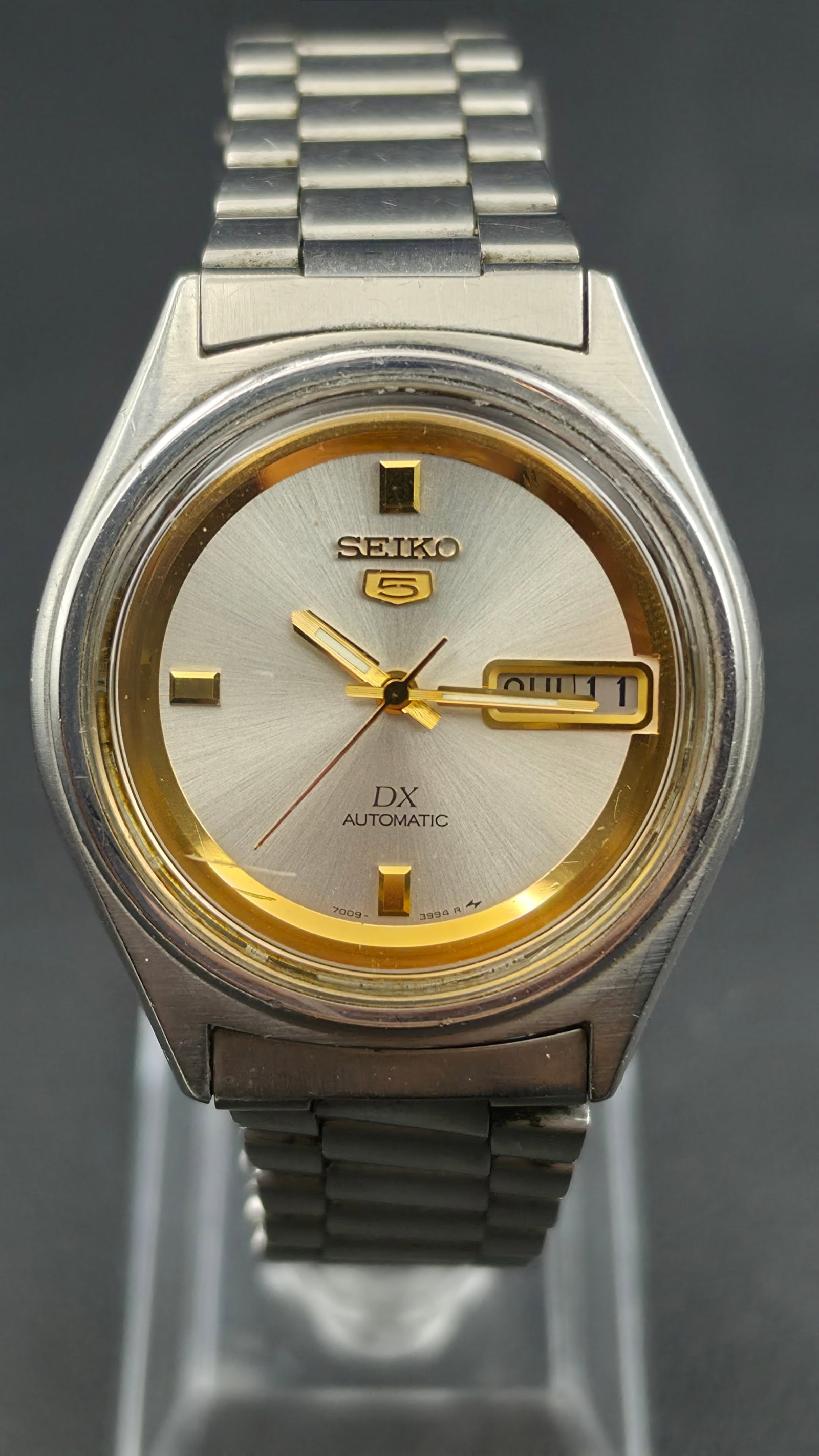 Vintage Seiko 5 DX Automatic Day/Date Watch, Ref. 7009-3020, Stainless Steel (1 of 11)