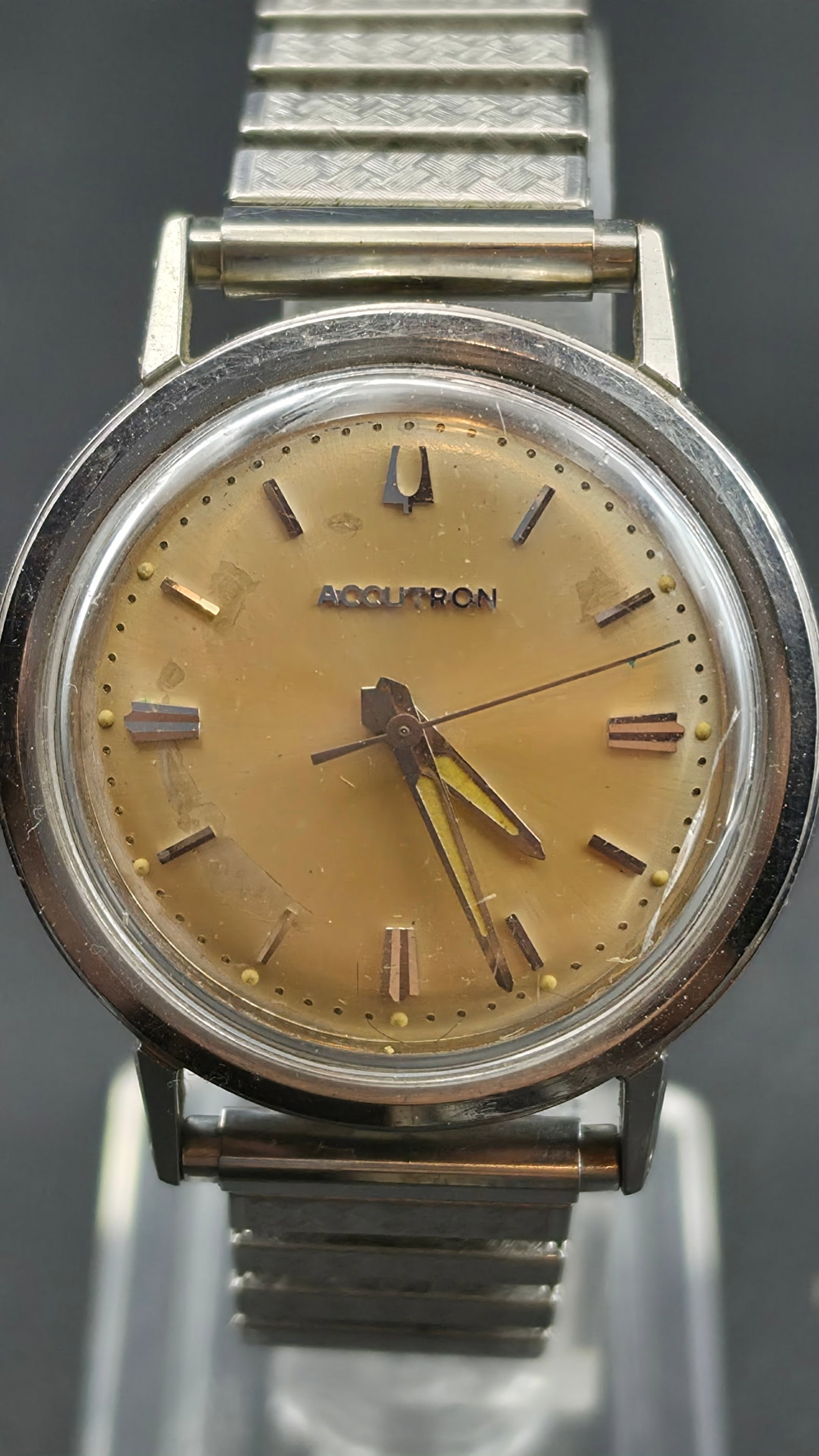Vintage Bulova Accutron Tuning Fork Watch Case C10363 Circa 1965 Stainless Steel: This is a Bulova Accutron wristwatch, powered by Bulova's tuning fork electronic movement — one of the first battery-powered watch technologies, introduced in 1960. Case back date code "M5" dates th