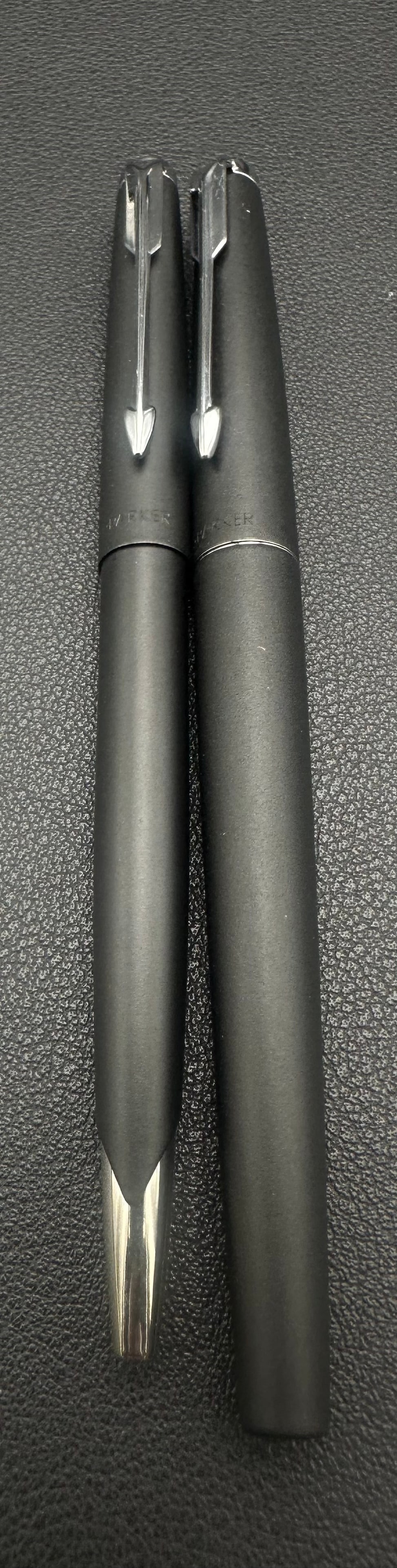 Parker Frontier Matte Black Pen & Rollerball Set NOS (1 of 8)