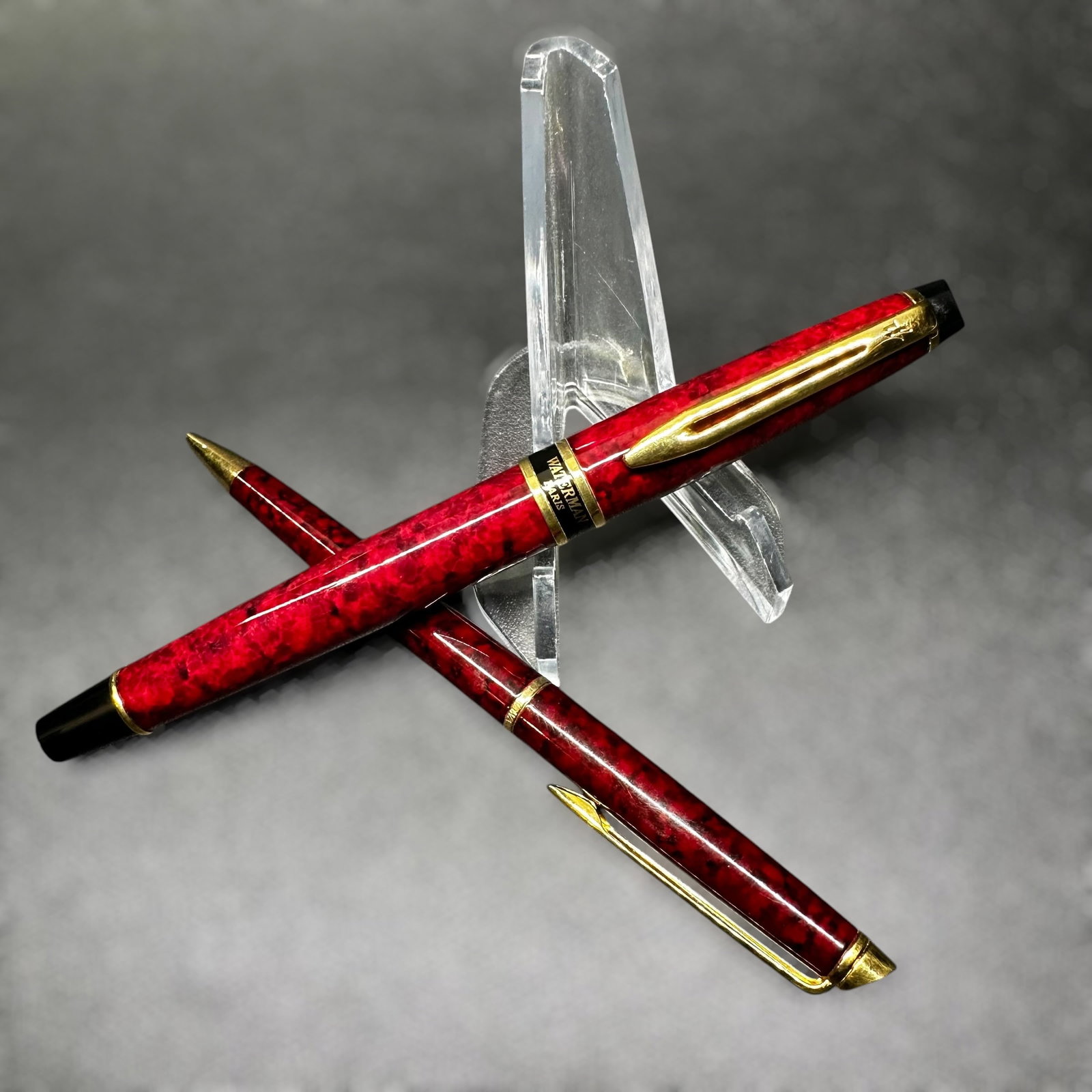 Waterman Paris Red Marble Fountain Pen & Pencil Set (1 of 7)