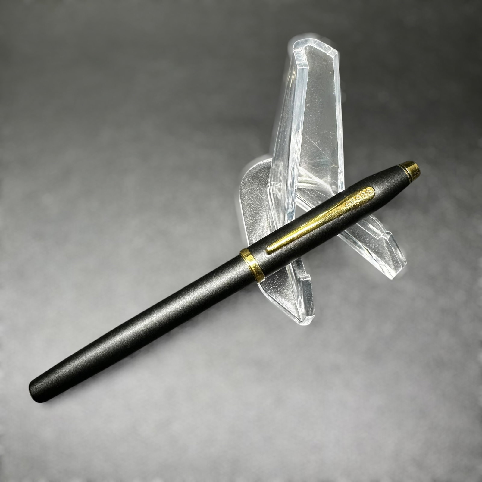 Cross Matte Black Fountain Pen (1 of 6)