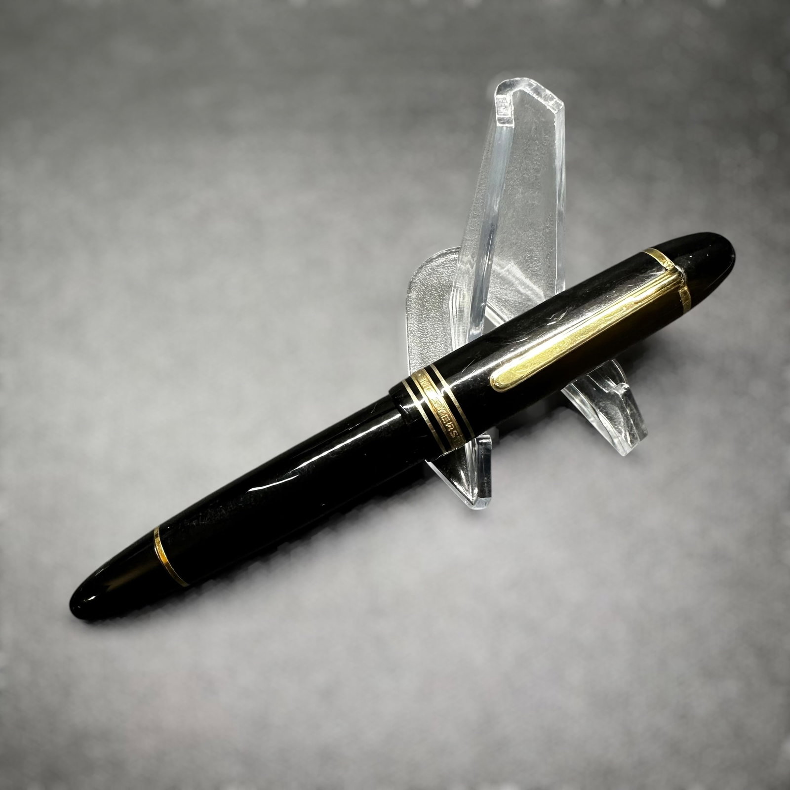 Montblanc Meisterstück 146 Fountain Pen (1 of 7)