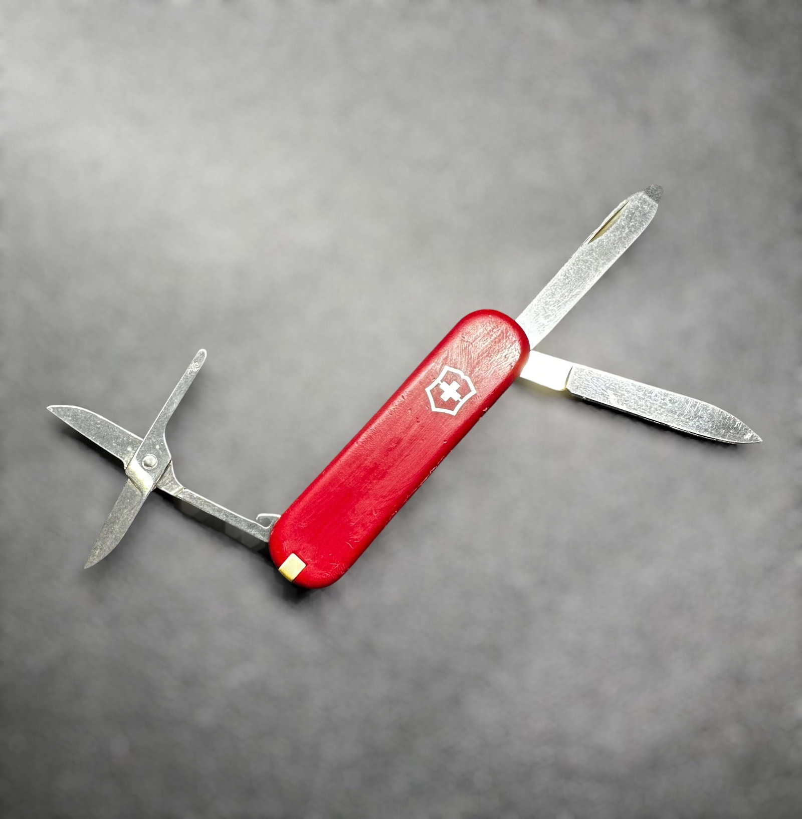 Victorinox Swiss Army Advertising Pocket Knife: Victorinox Swiss Army Advertising Pocket Knife:Brand/Model: Victorinox Swiss Army. Letsch Advertising promotional pocket knife.Manufacturer Location: Switzerland.Year Produced: Unknown.Condition: Over