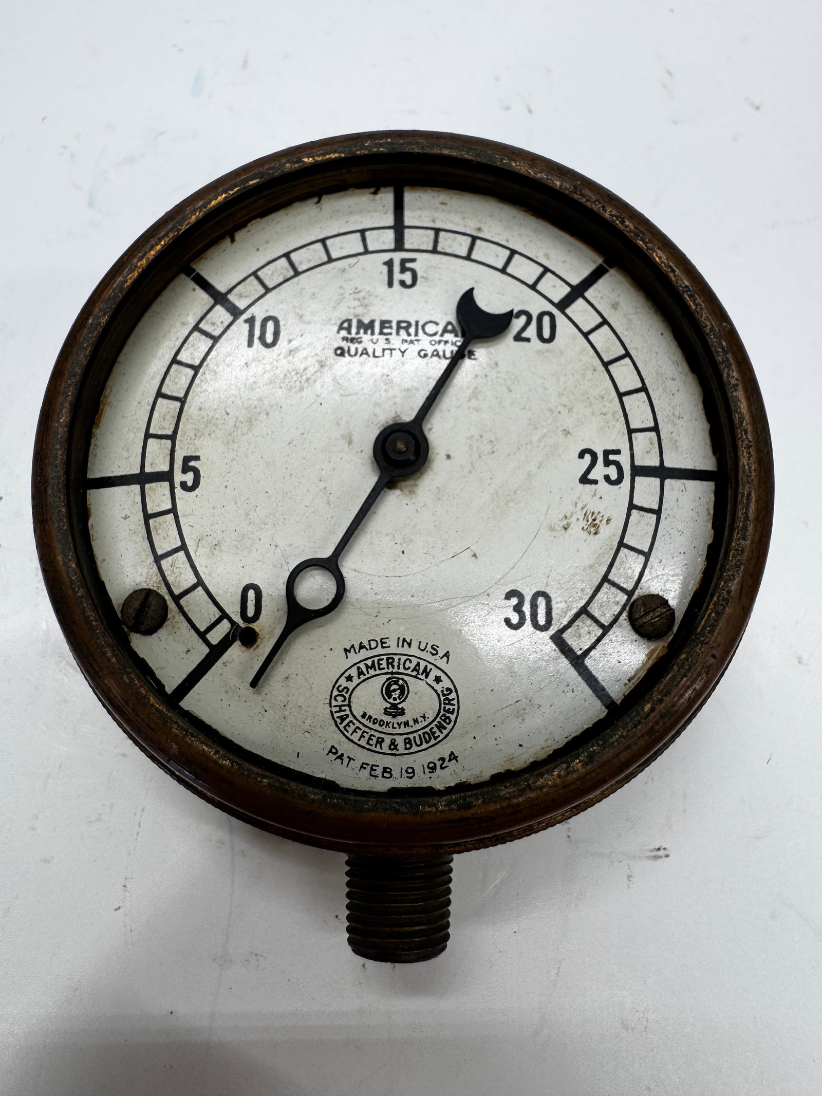 Antique American Schaeffer & Budenberg 0–30 Pressure Gauge 1924 (1 of 6)