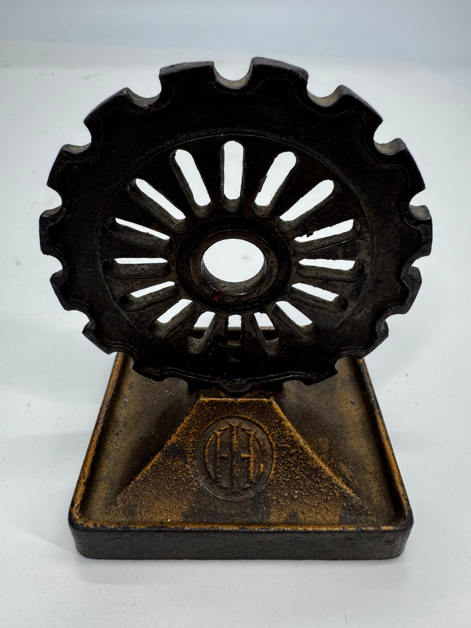 Antique Richmond Cast Iron Railroad Switch Stand Target (1 of 7)