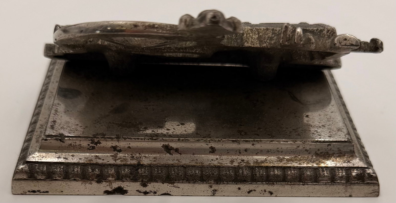 Antique Cast Iron Horizontal Steam Engine Model Display - 4
