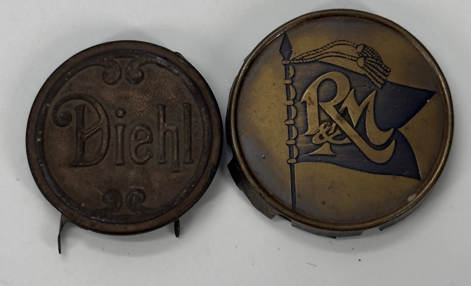 Vintage Diehl & Robbins & Myers Fan Badges Lot (1 of 8)