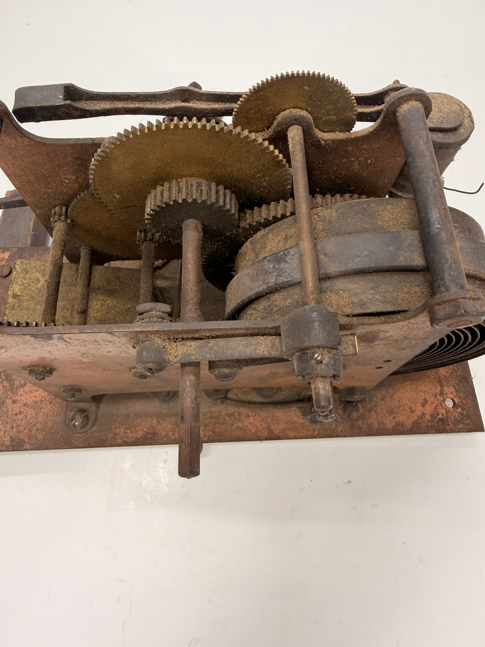Antique Clockwork Furnace Damper Timer Control c. 1890–1920 - 4