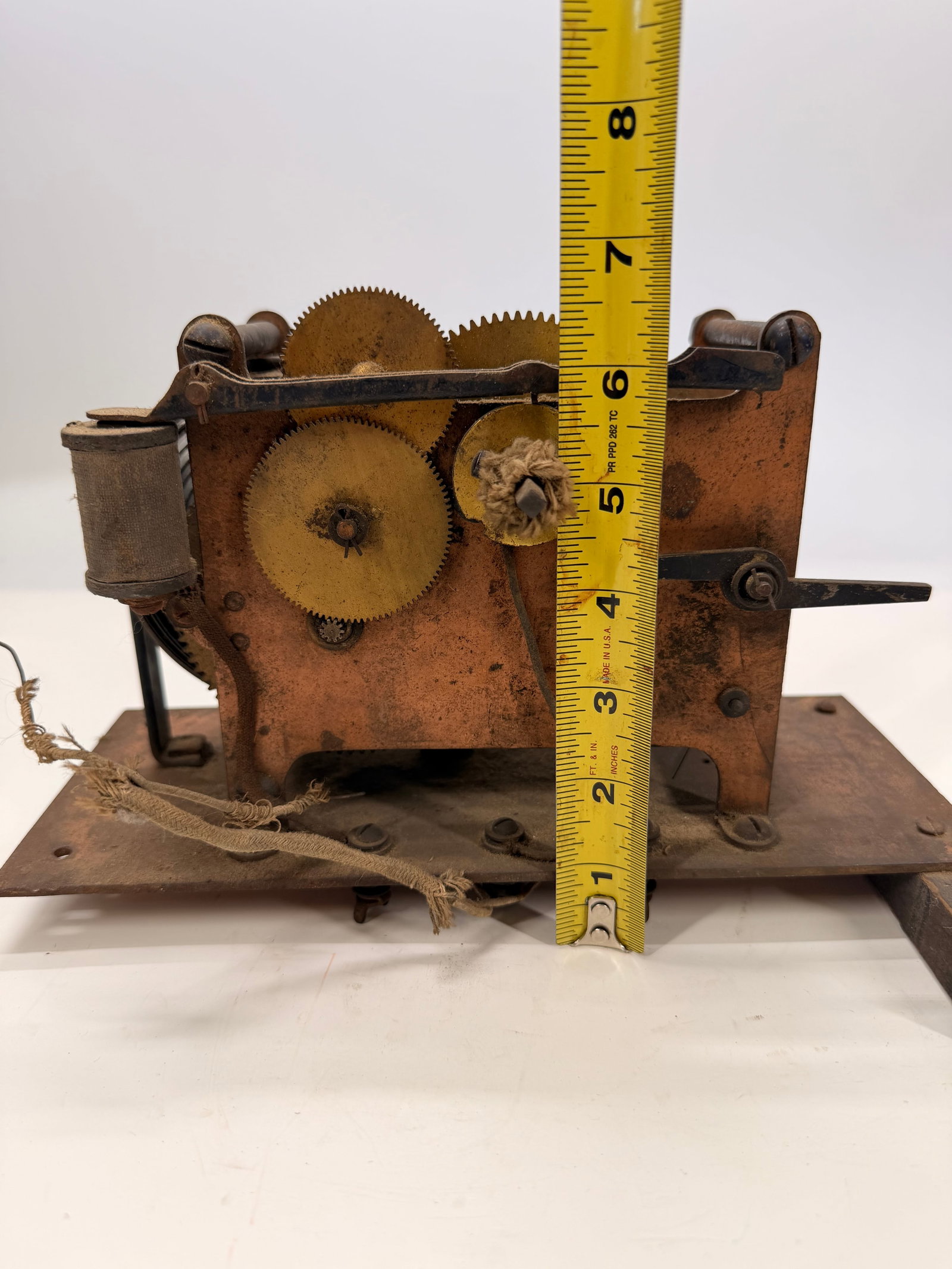 Antique Clockwork Furnace Damper Timer Control c. 1890–1920 - 7