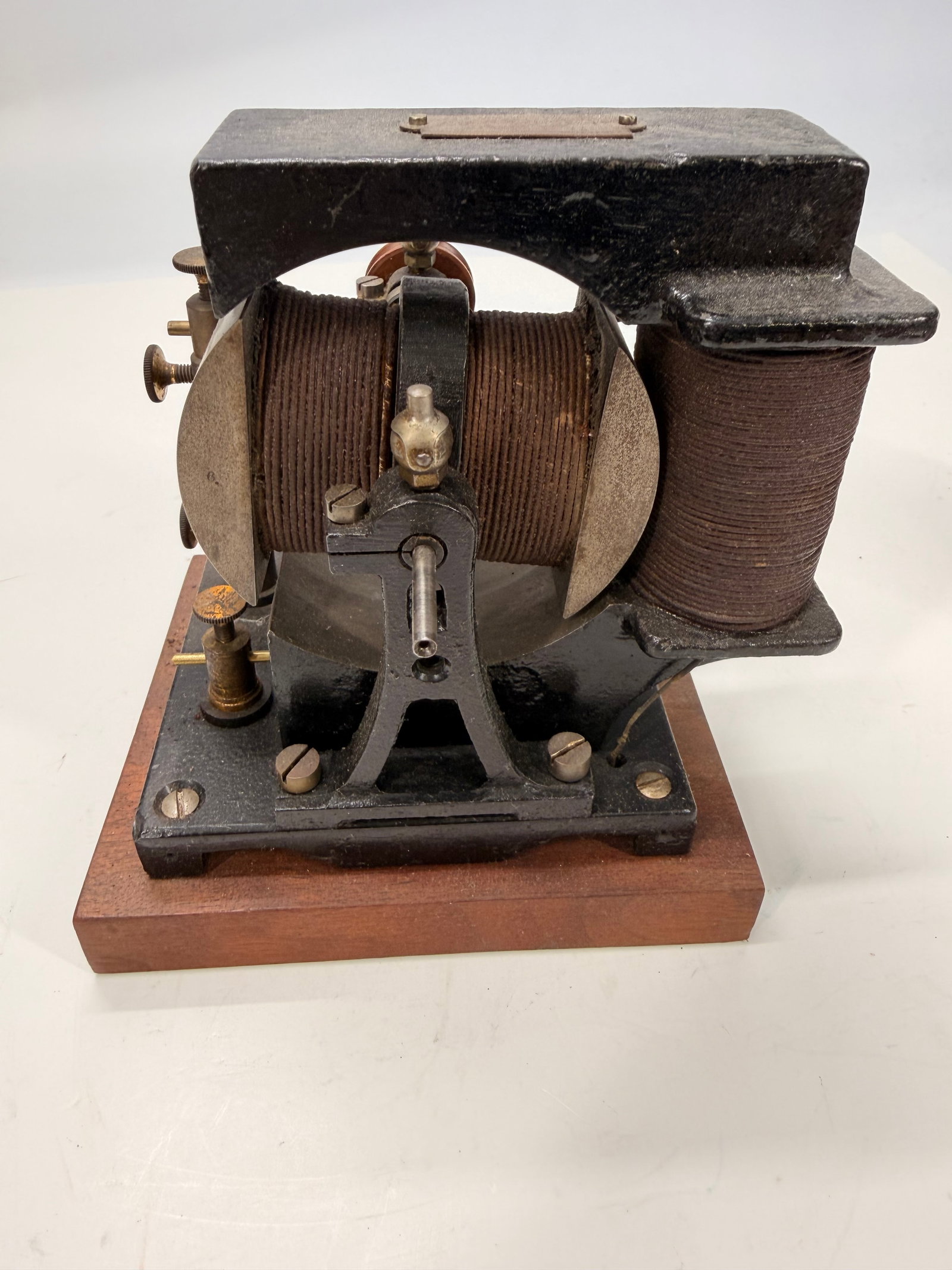 Antique Schronner Toy Electric Motor on Wood Base (1 of 6)