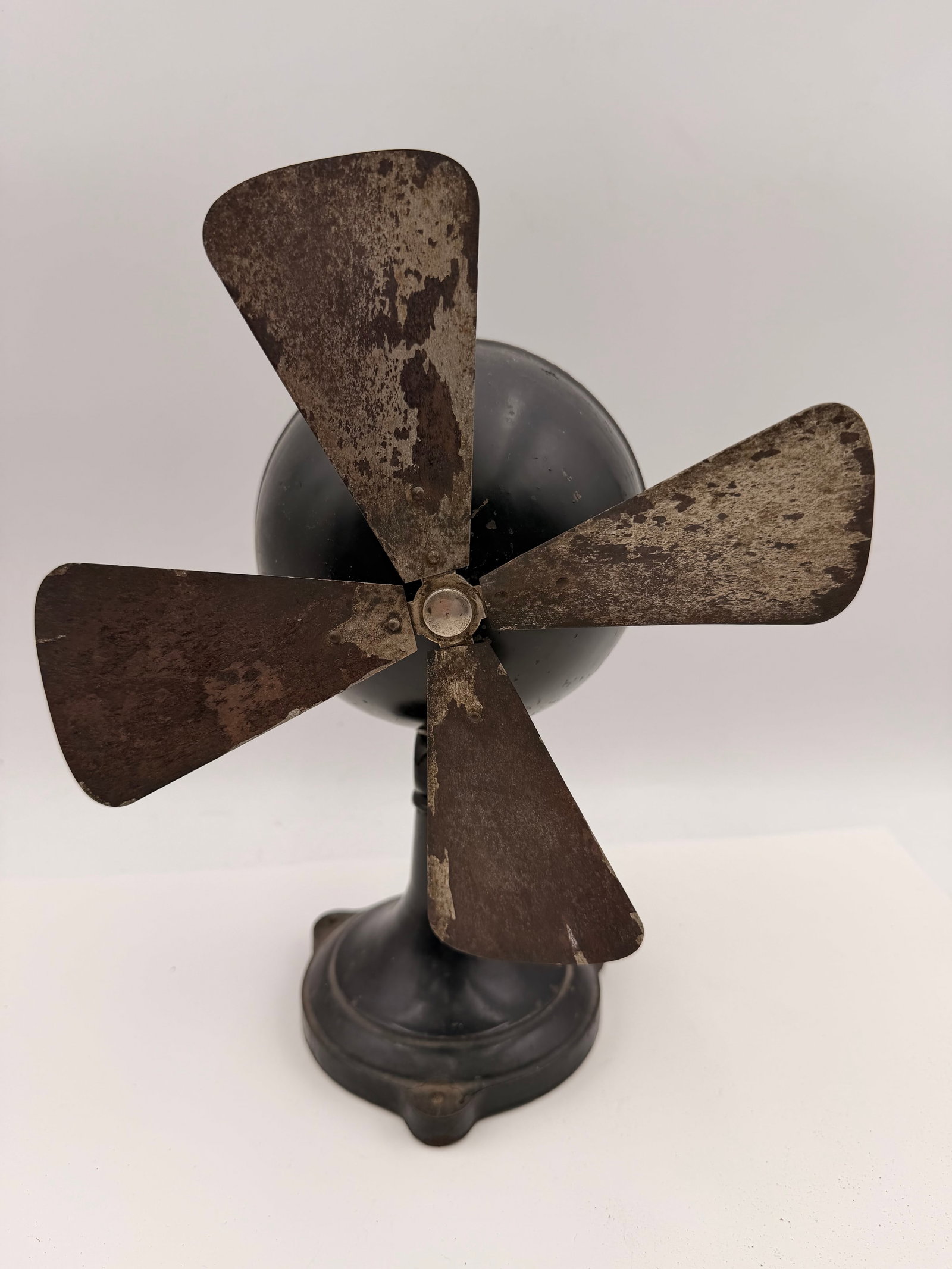 Antique Early Electric Ball Motor Desk Fan c.1905–1915 (1 of 7)