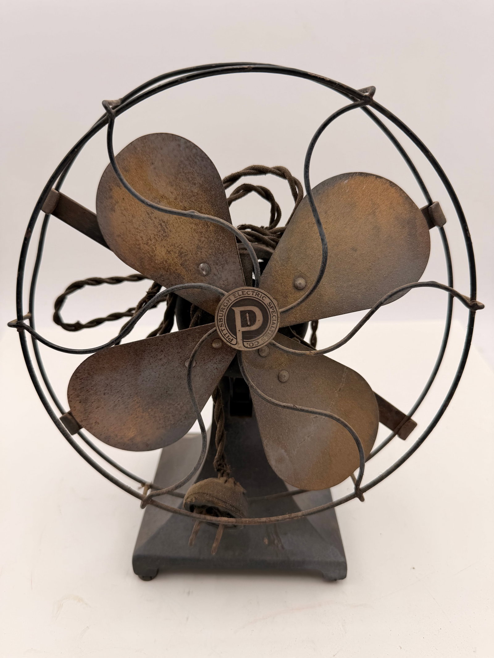 Antique Pittsburgh Electric Specialties Type G8 Industrial Fan c.1915–1925 (1 of 7)