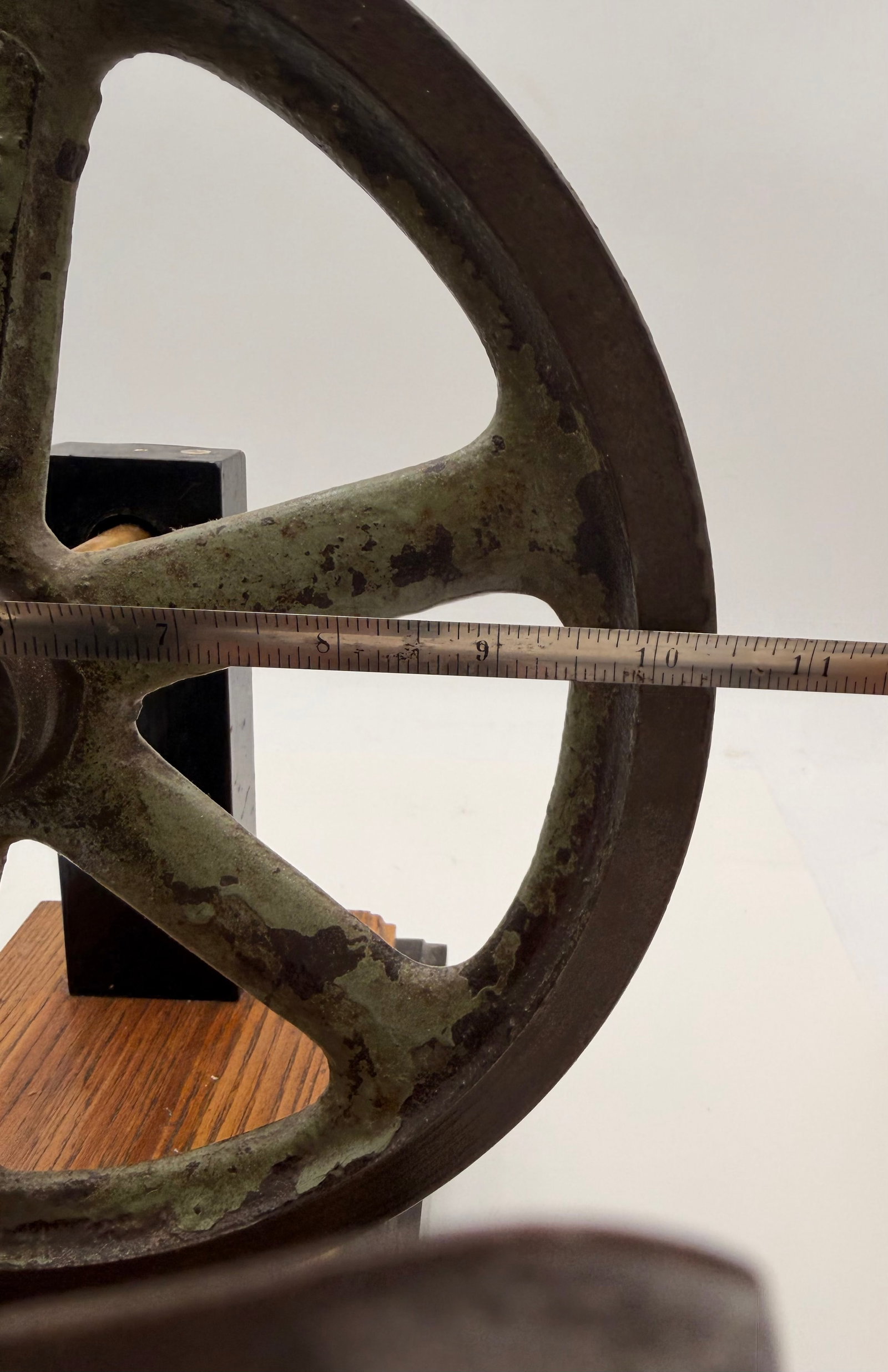 Antique Stirling Engine Flywheel Display Model c.1900–1925 - 7