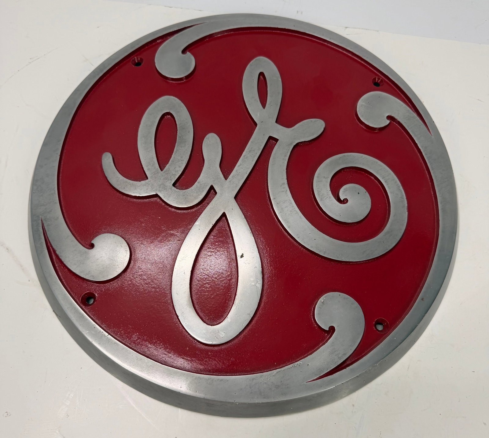 Vintage General Electric GE Cast Aluminum Round Sign Emblem Logo 143508-H (1 of 6)