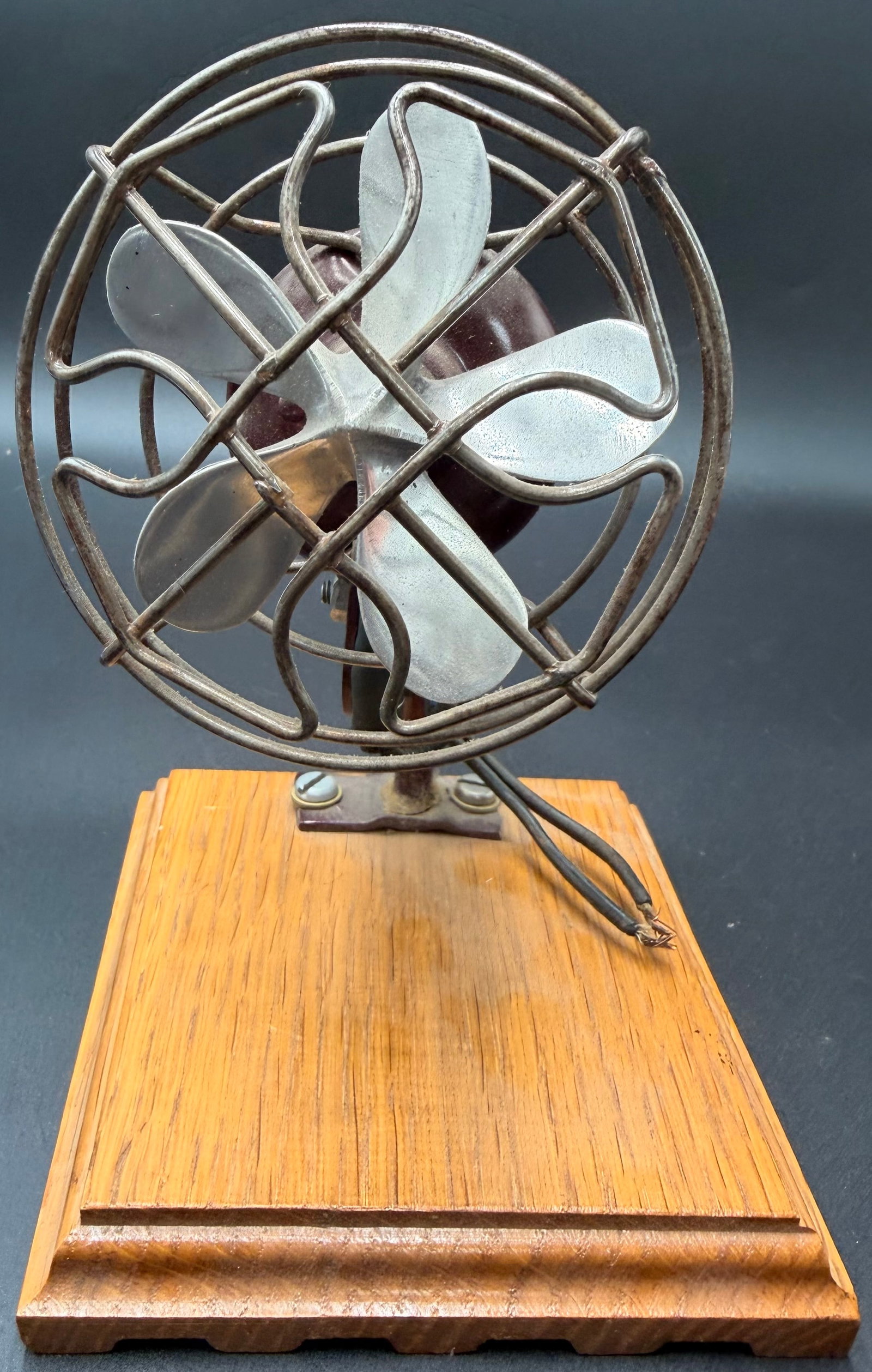 Vintage Industrial Table Fan Wood Base (1 of 7)