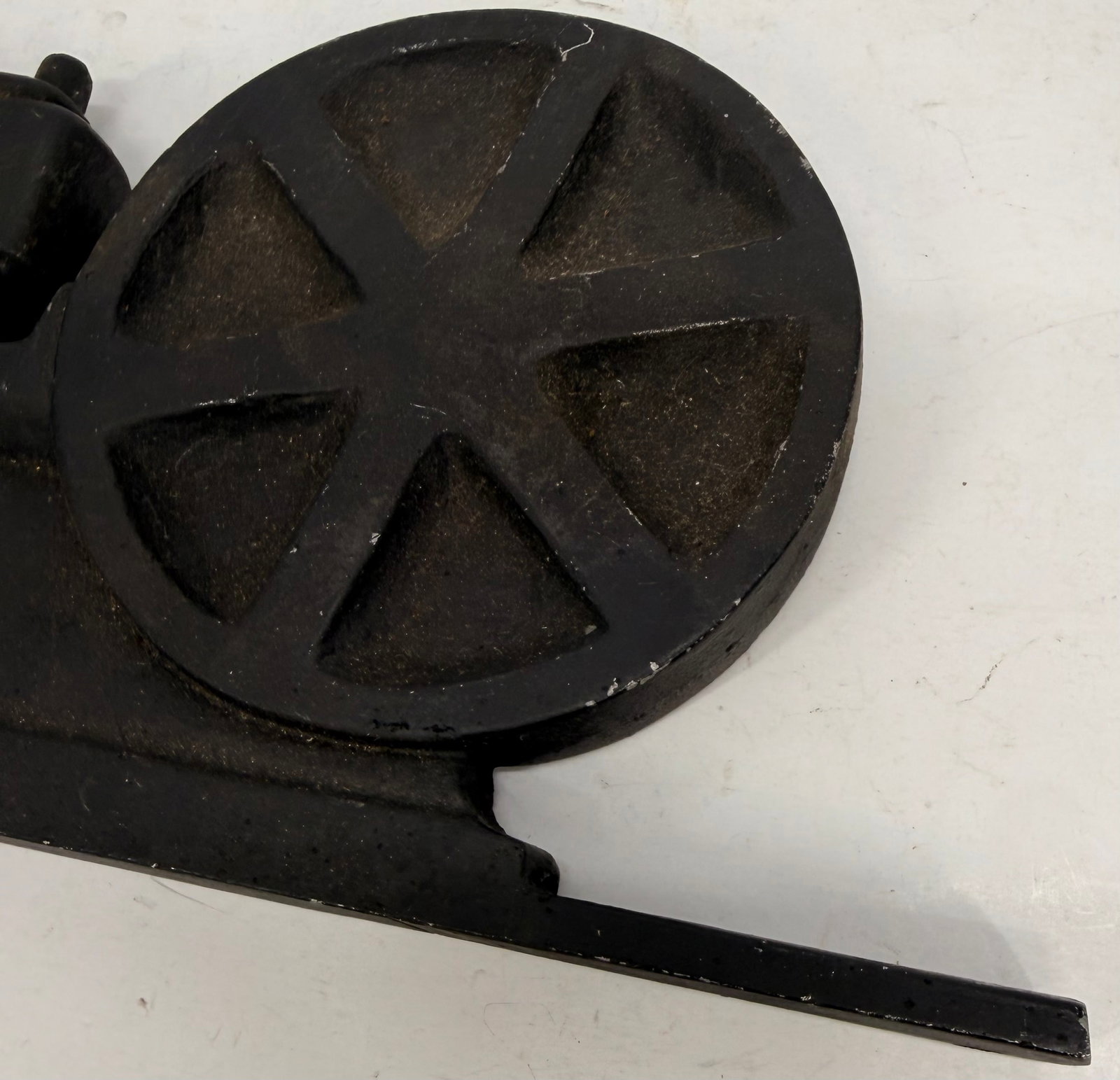 Antique Cast Iron Stationary Engine Model - 2