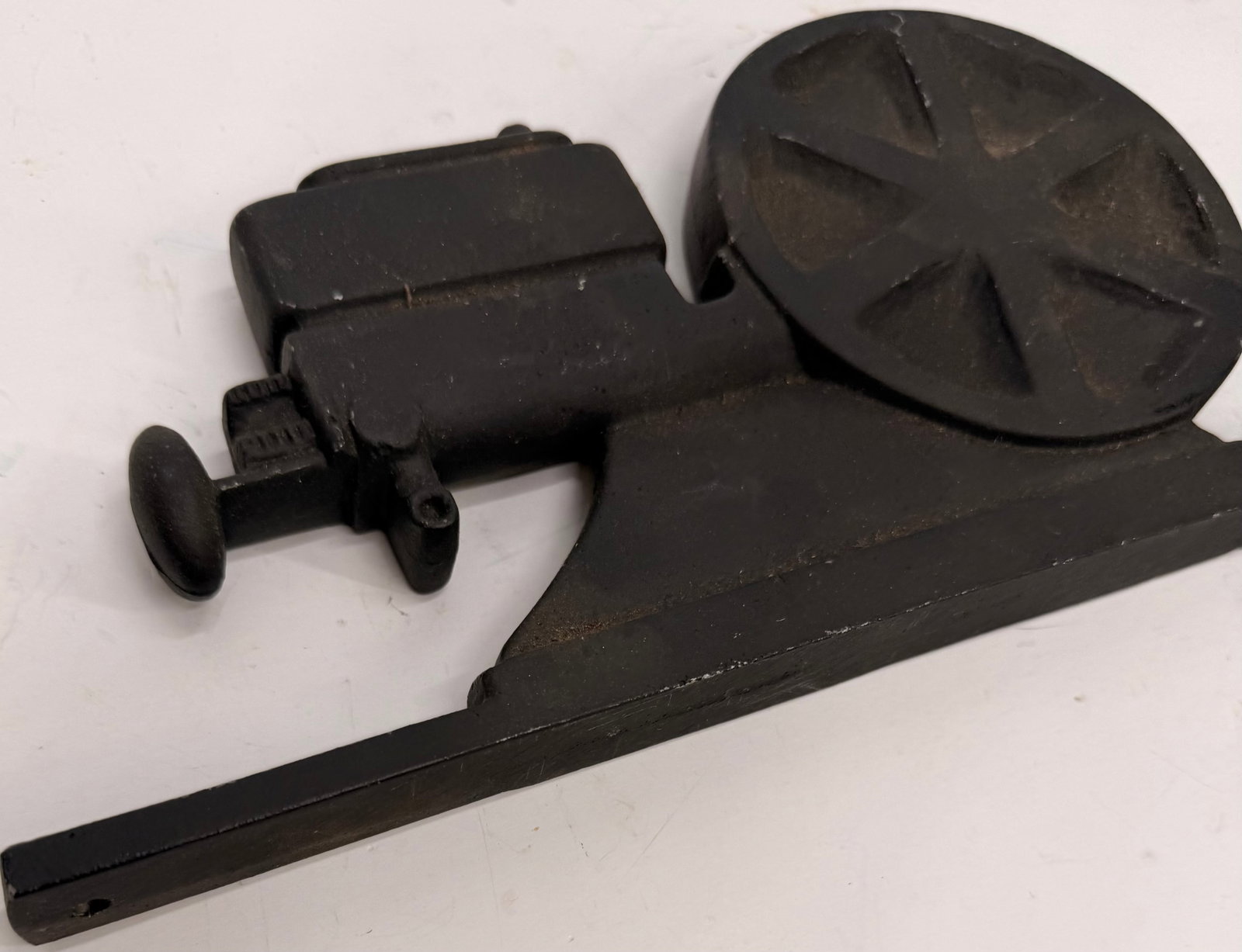 Antique Cast Iron Stationary Engine Model - 4