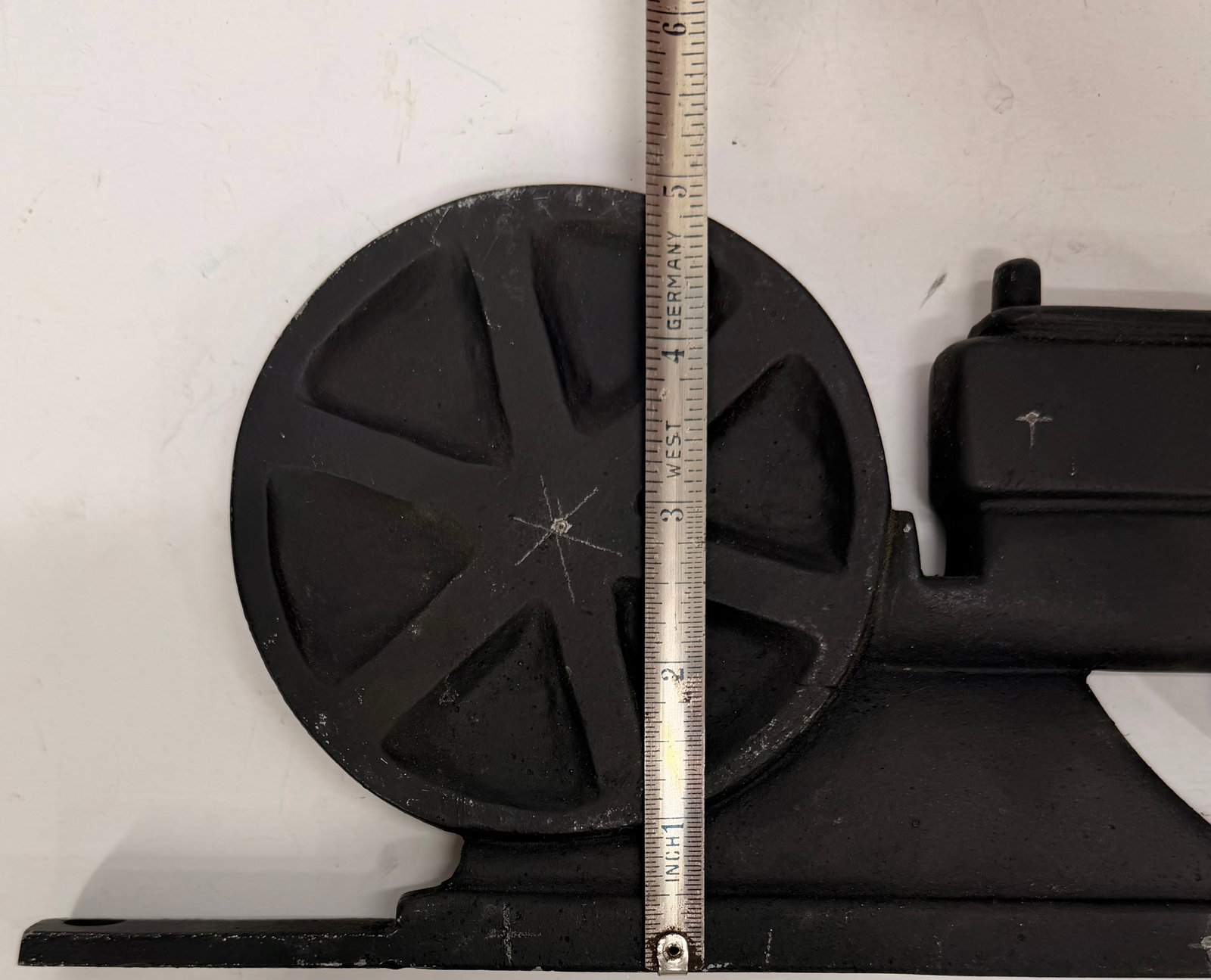 Antique Cast Iron Stationary Engine Model - 9
