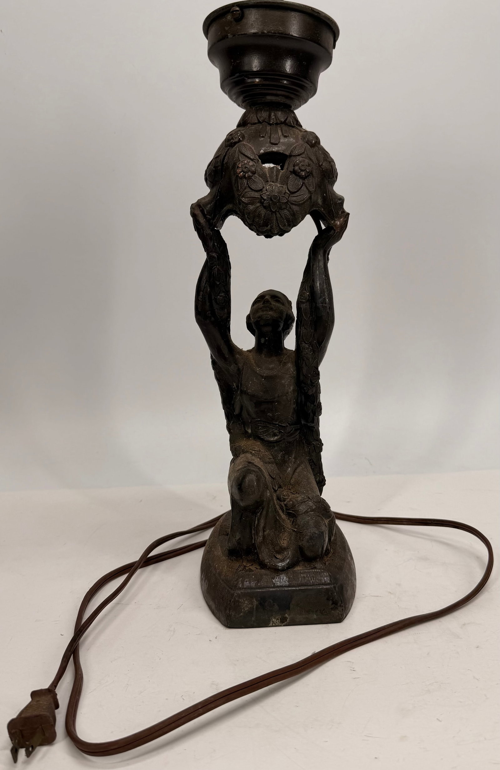 1920s La Belle Joan of Arc Table Lamp (1 of 11)
