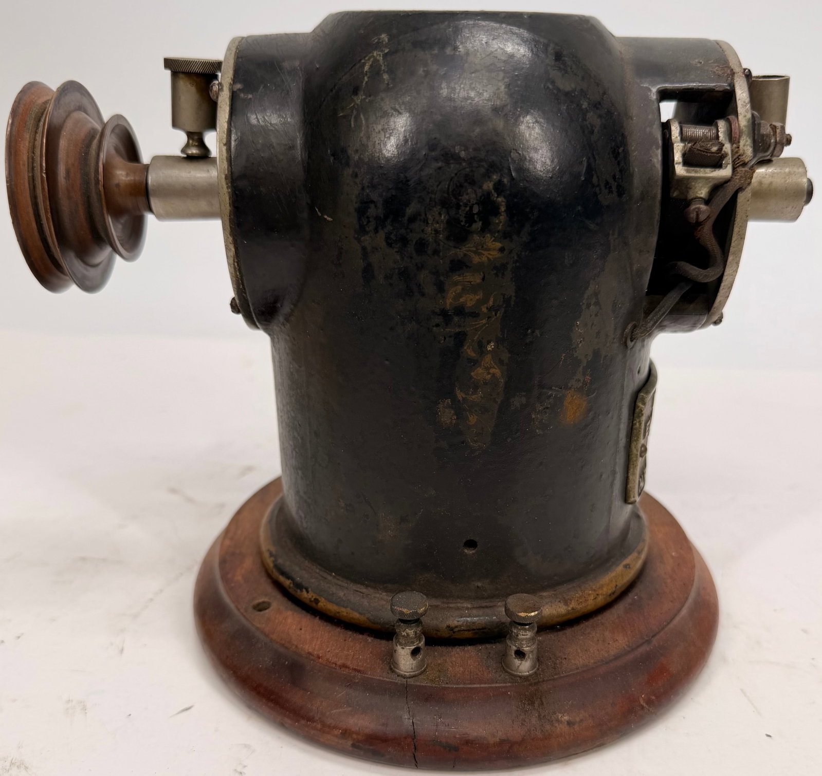 Antique Victor Electric Co Motor 1/8HP Chicago (1 of 8)