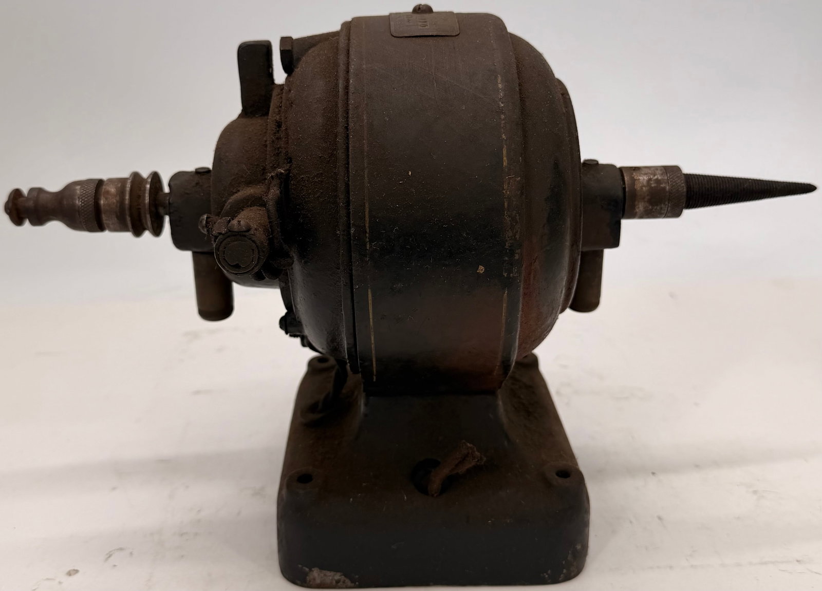 Antique Fidelity Electric Polishing Motor (1 of 7)