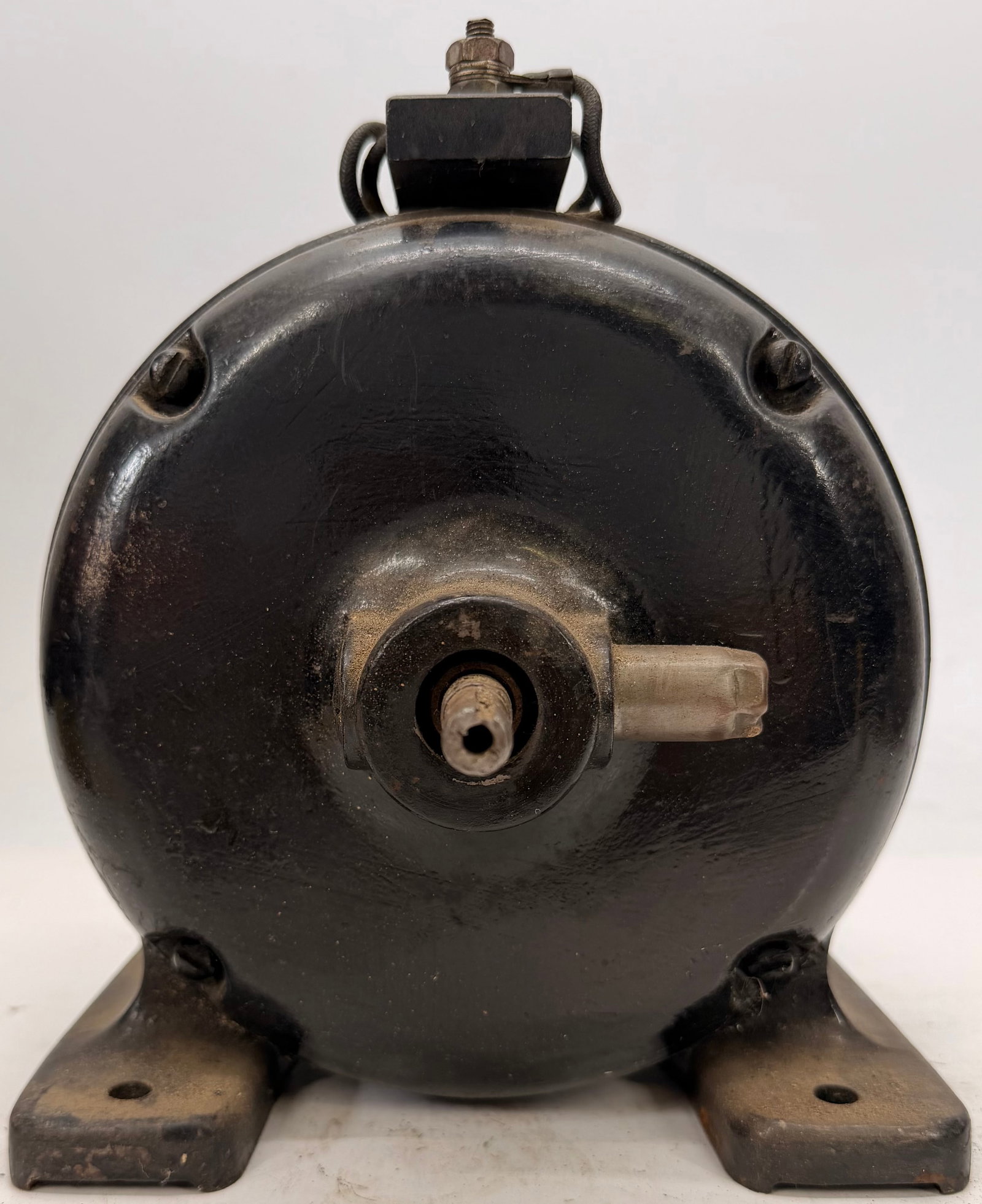Vintage Holtzer-Cabot 110V Industrial Motor: Vintage industrial electric motor manufactured by Holtzer-Cabot Electric Co. and built for the Bastian-Blessing Company of Chicago. This heavy-duty motor features a black cast-metal housing, original 