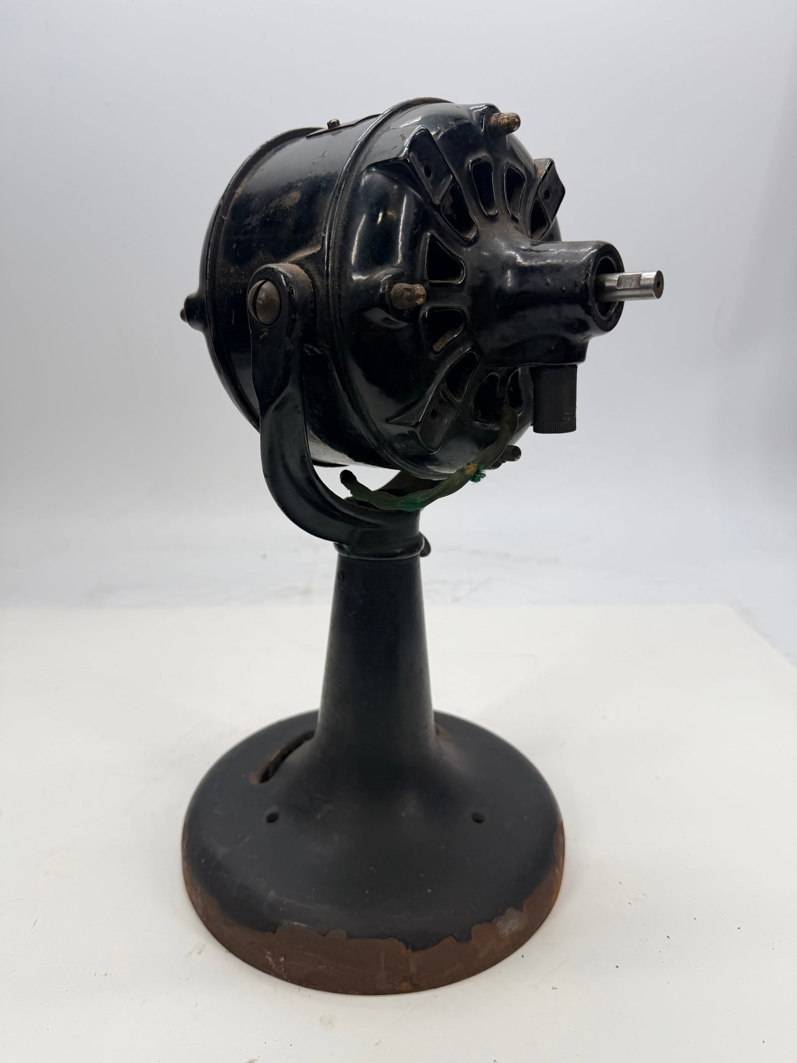 WESTINGHOUSE ELECTRIC Alternating Current Motor (1 of 6)