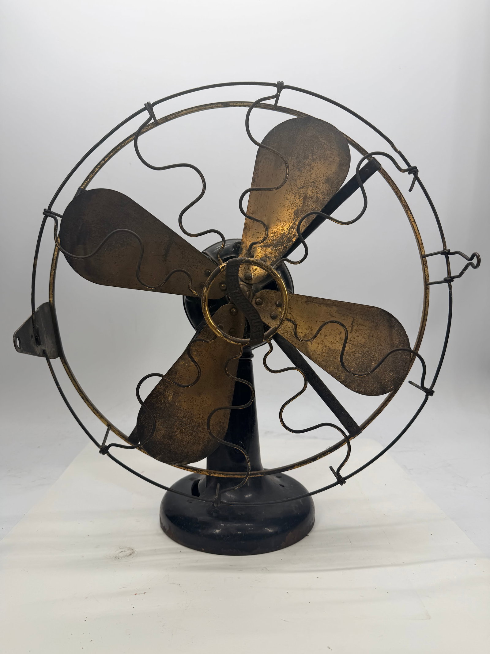 Antique Westinghouse Electric Fan – Brass Blade Table Fan (1 of 9)