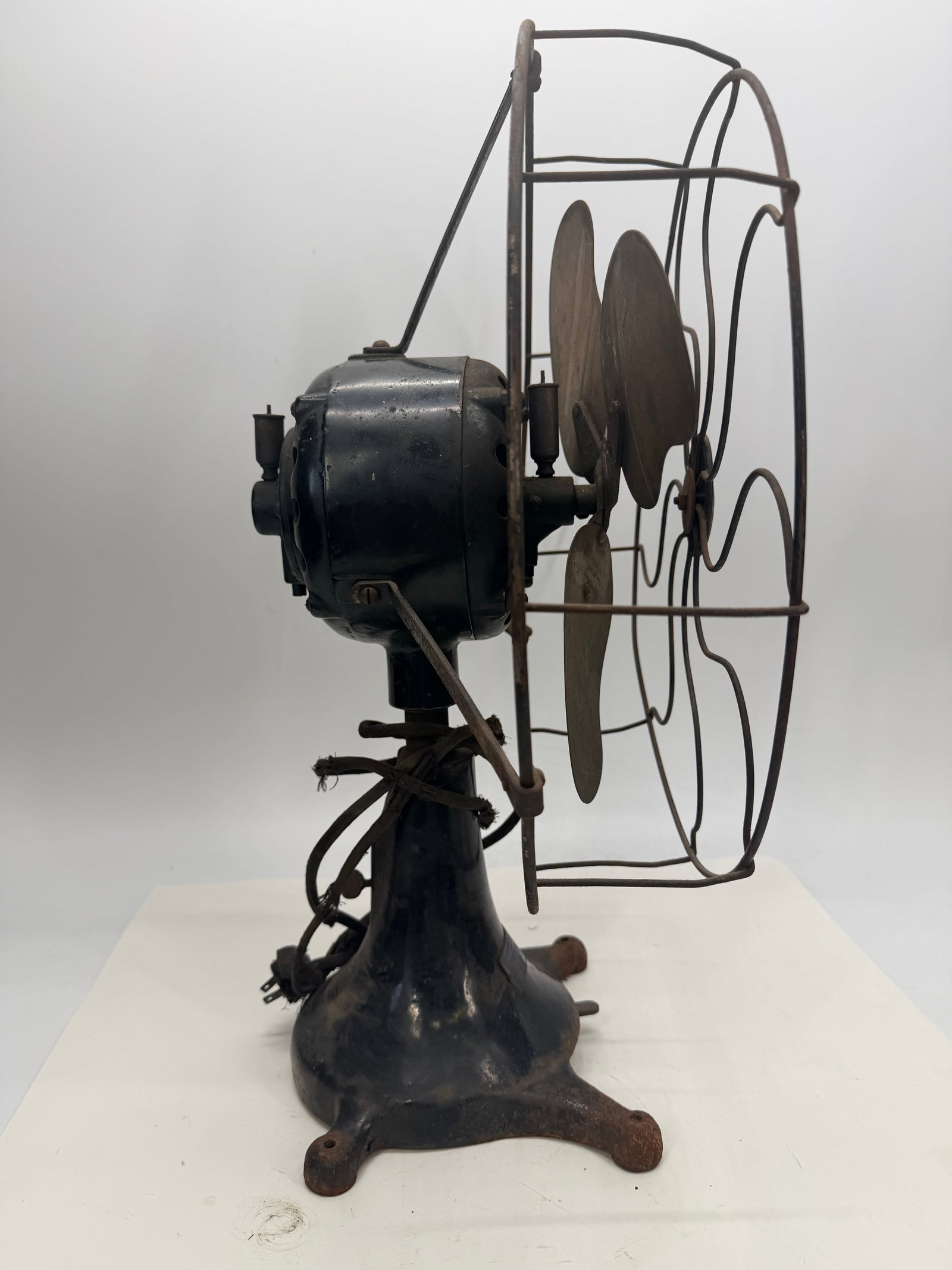 ECK Hurricane Universal Fan - 5