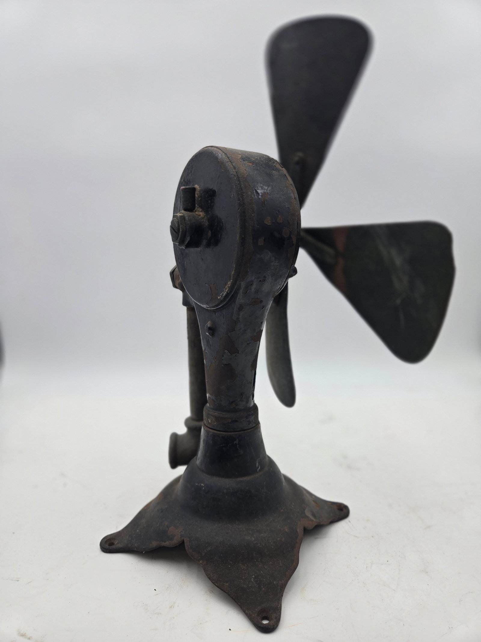 Antique Water Powered Fan - 3