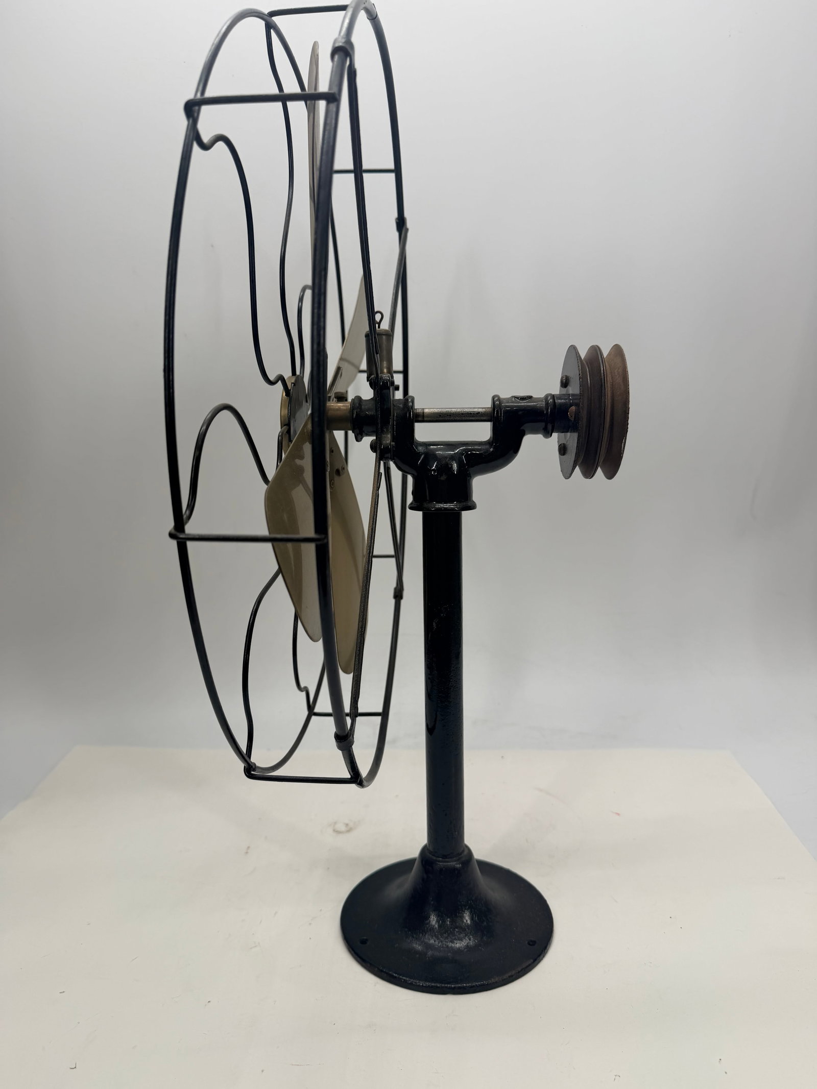 Brass Blade Table/Floor Fan - 3