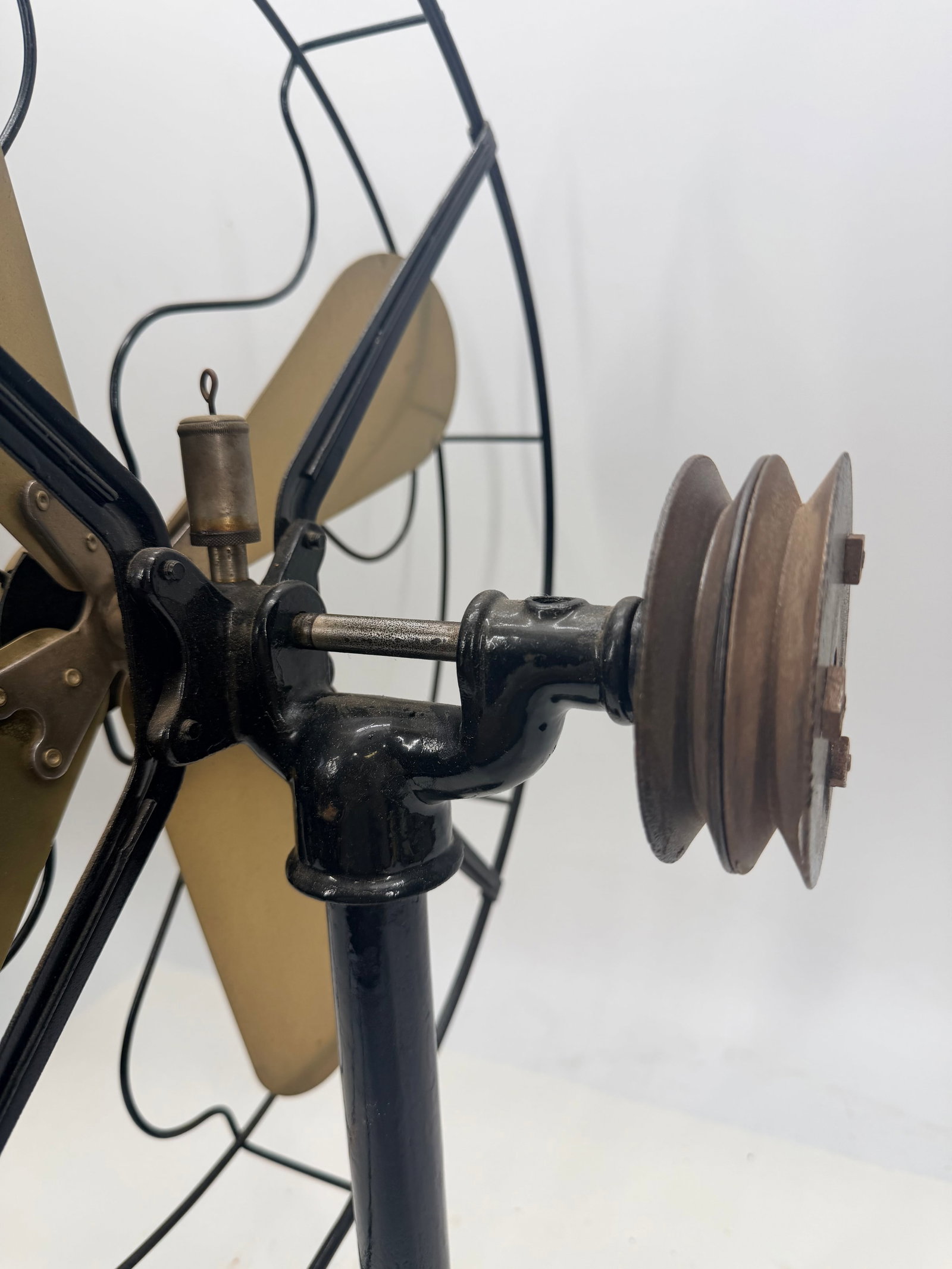 Brass Blade Table/Floor Fan - 4
