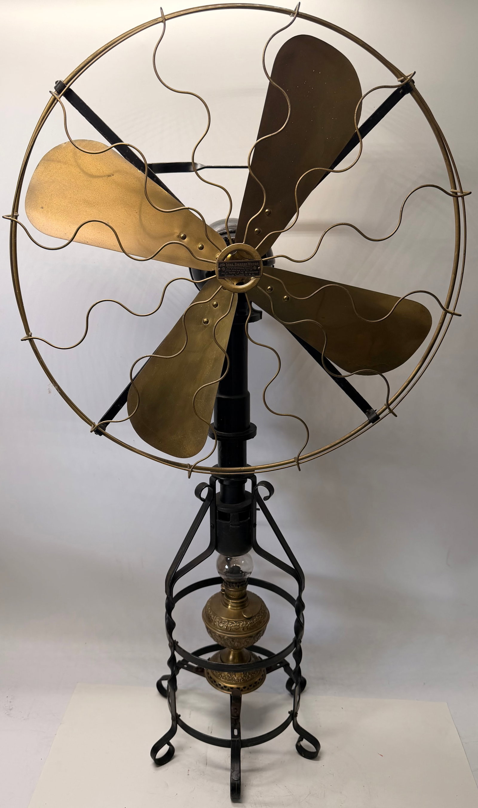 J.H. Strong Lake Breeze Floor Fan (1 of 9)