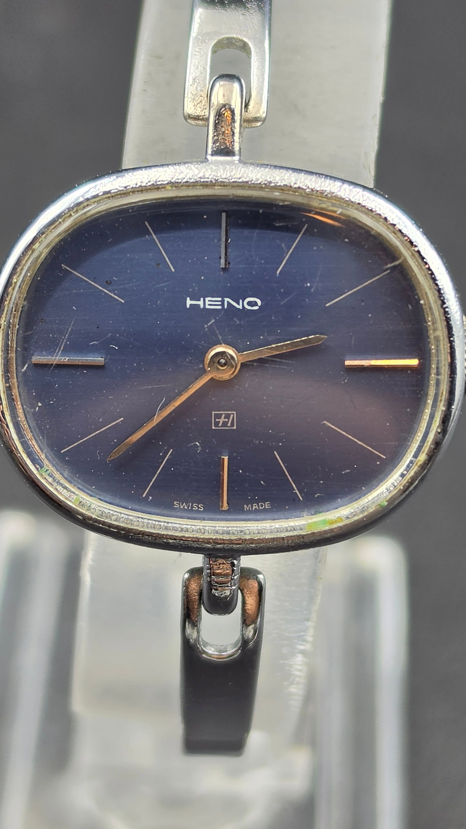 1970s Heno Watch SA Swiss Stainless Steel Ladies Bangle Wristwatch 17 Jewels Blue Dial