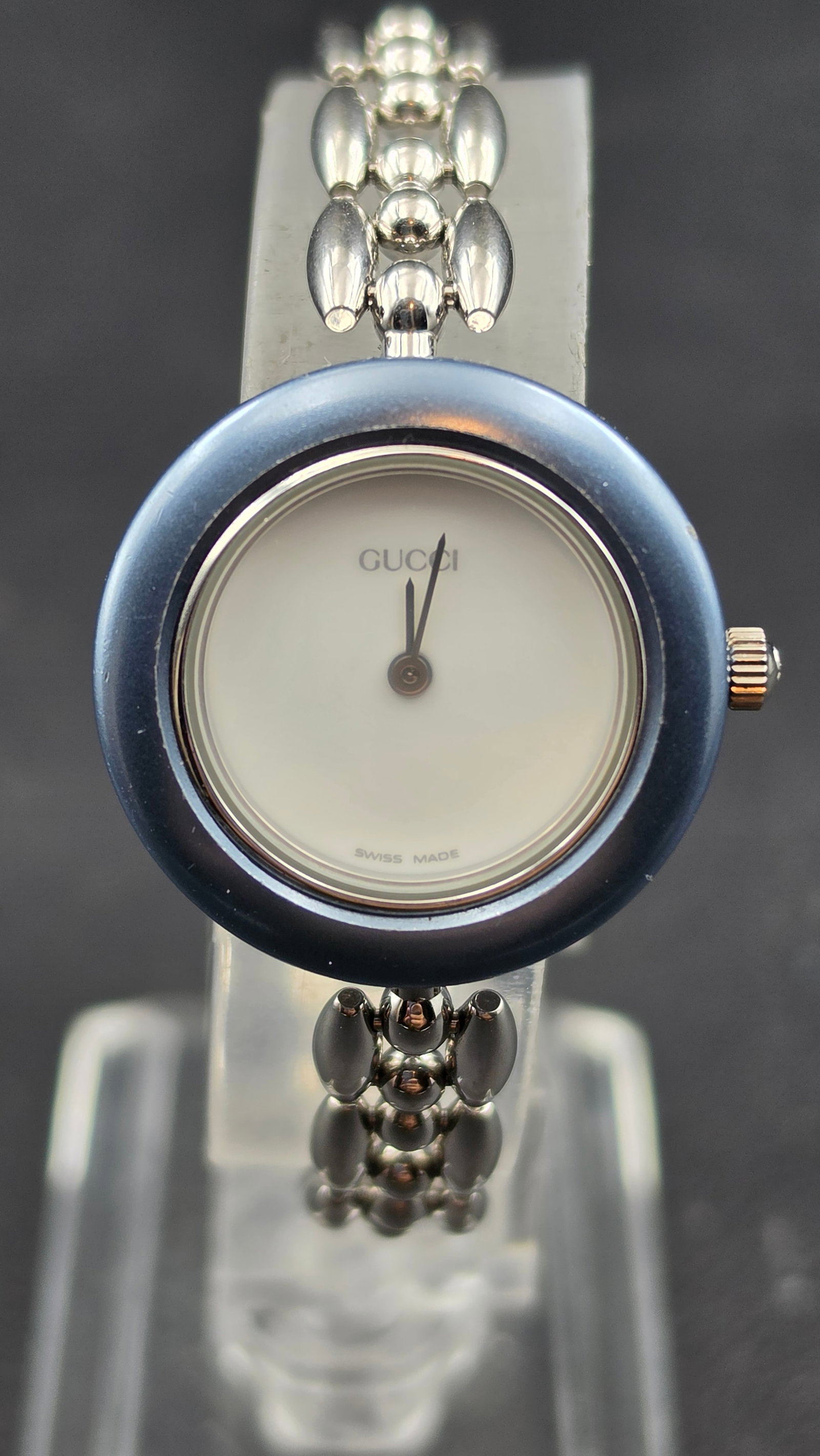 Vintage Gucci 1100-L Interchangeable Bezel Ladies Watch Stainless Steel Bullet Link Bracelet (1 of 11)