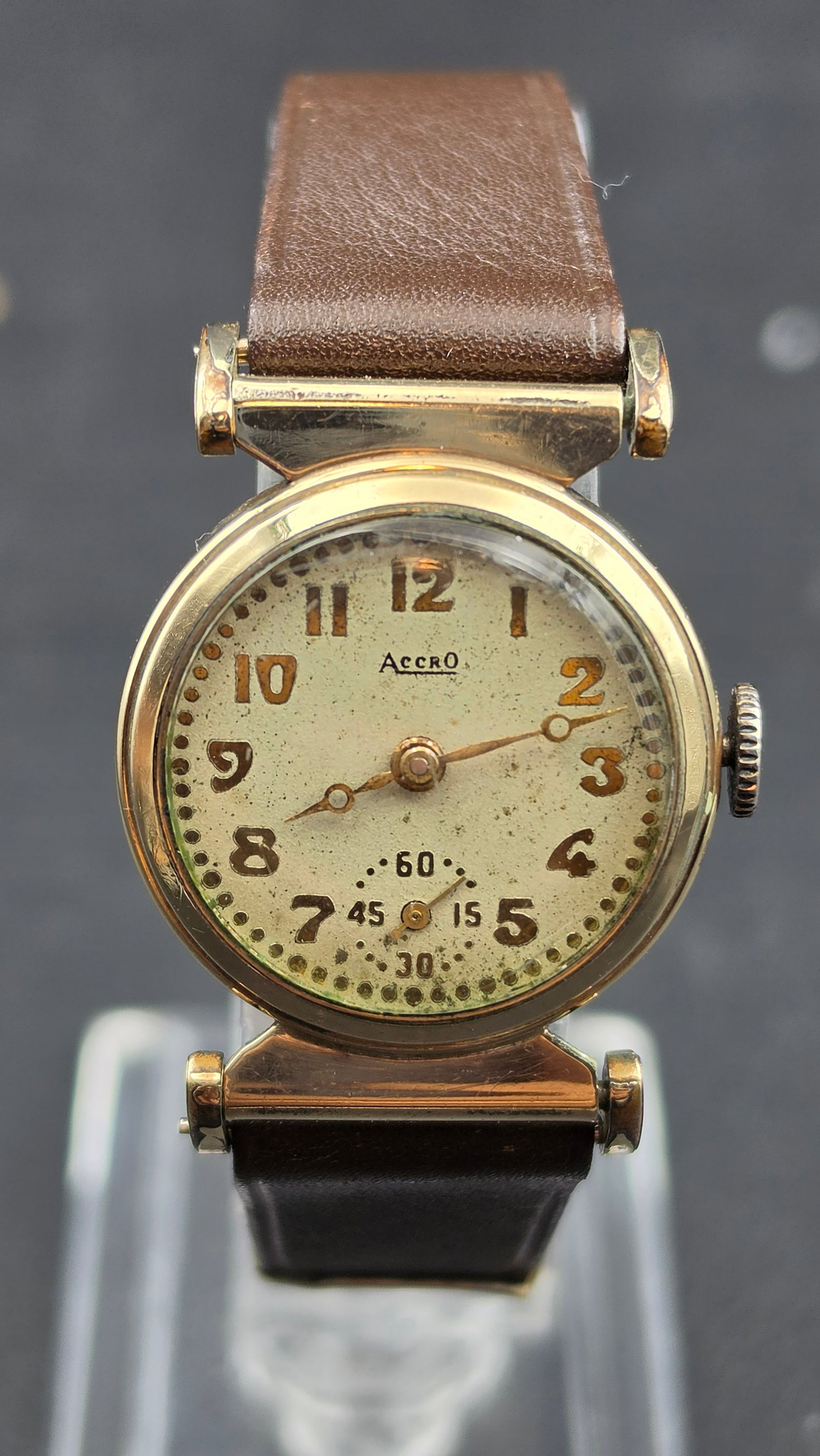 Vintage Accro 10K Rolled Gold Plate Mens Watch, Fifteen Jewels