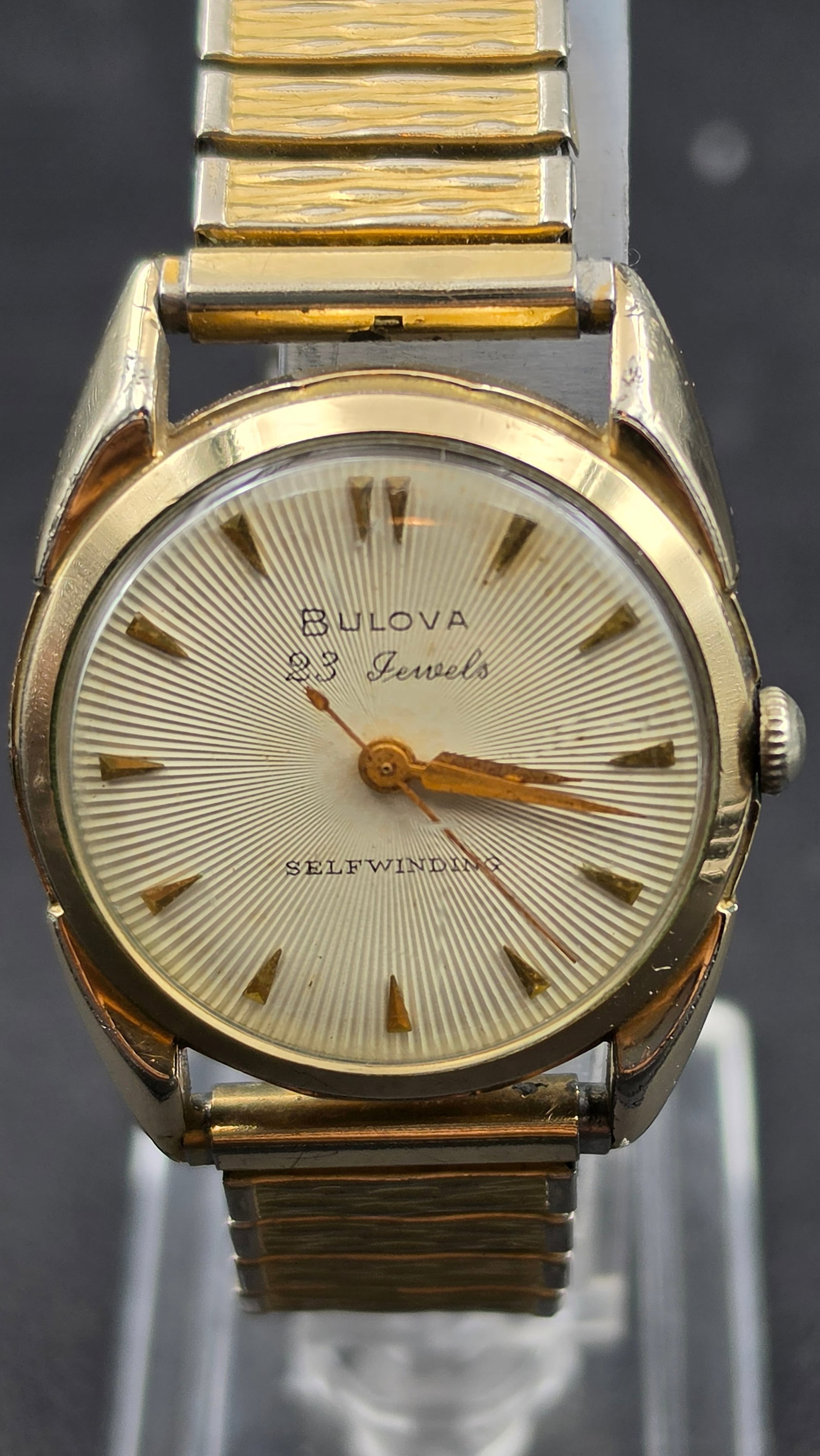 1959 Bulova 23 Jewel Selfwinding Wristwatch Cal 10BZAC 10K RGP Bezel Round Case