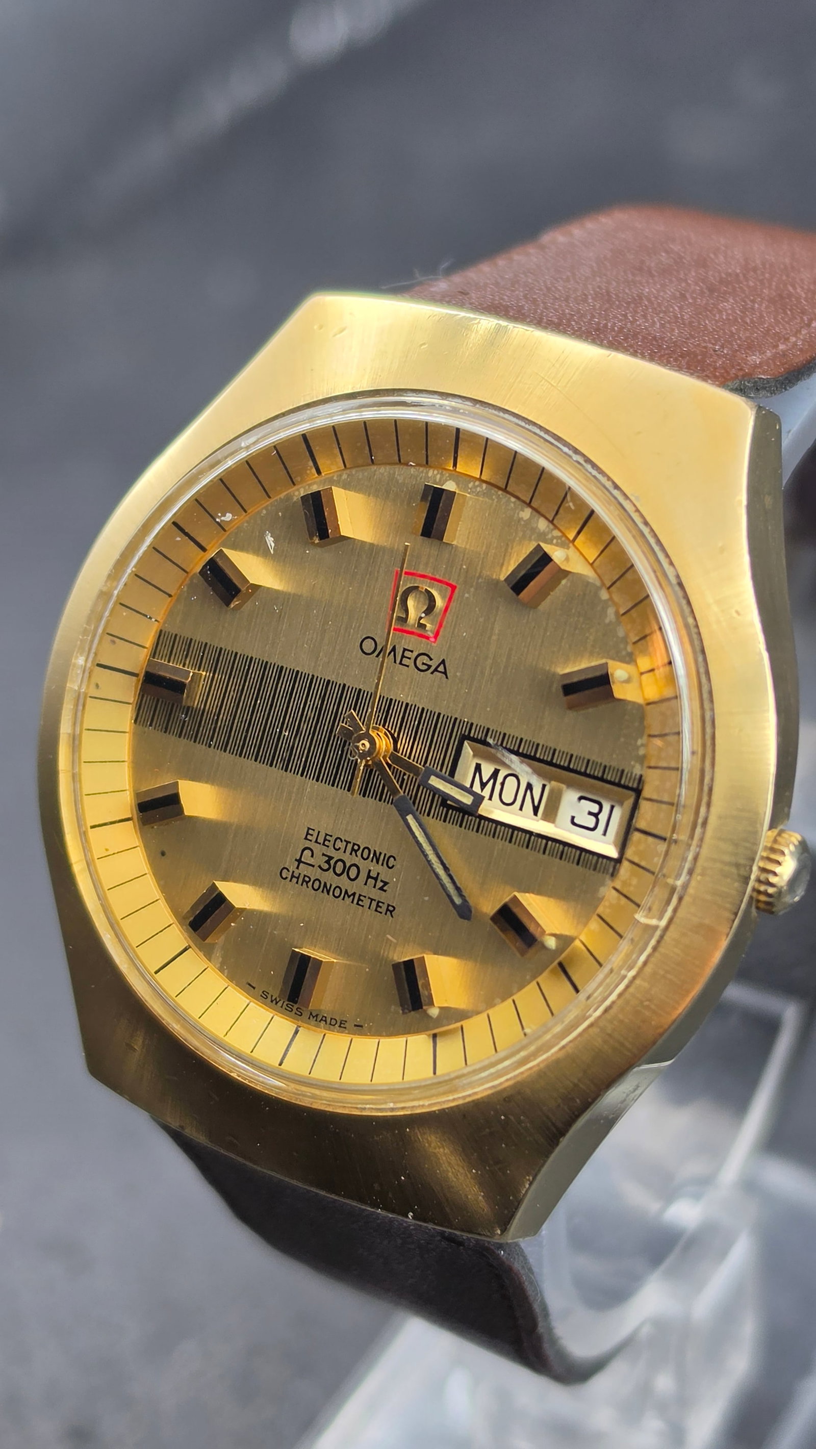 Omega Electronic f300Hz Chronometer 198.020 Gold Capped Day Date Watch, 1970s - 3