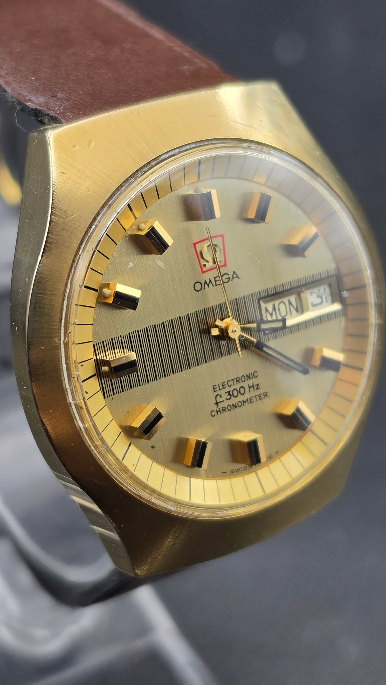 Omega Electronic f300Hz Chronometer 198.020 Gold Capped Day Date Watch, 1970s - 4