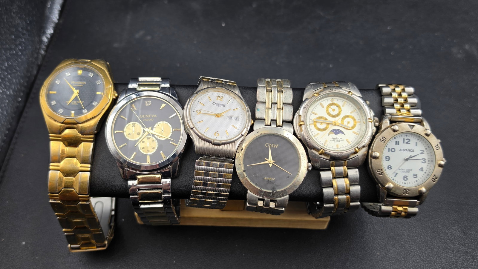 Lot of 6 Quartz Watches Caravelle by Bulova Armitron Geneva Advance GNW 1990s to 2000s (1 of 16)