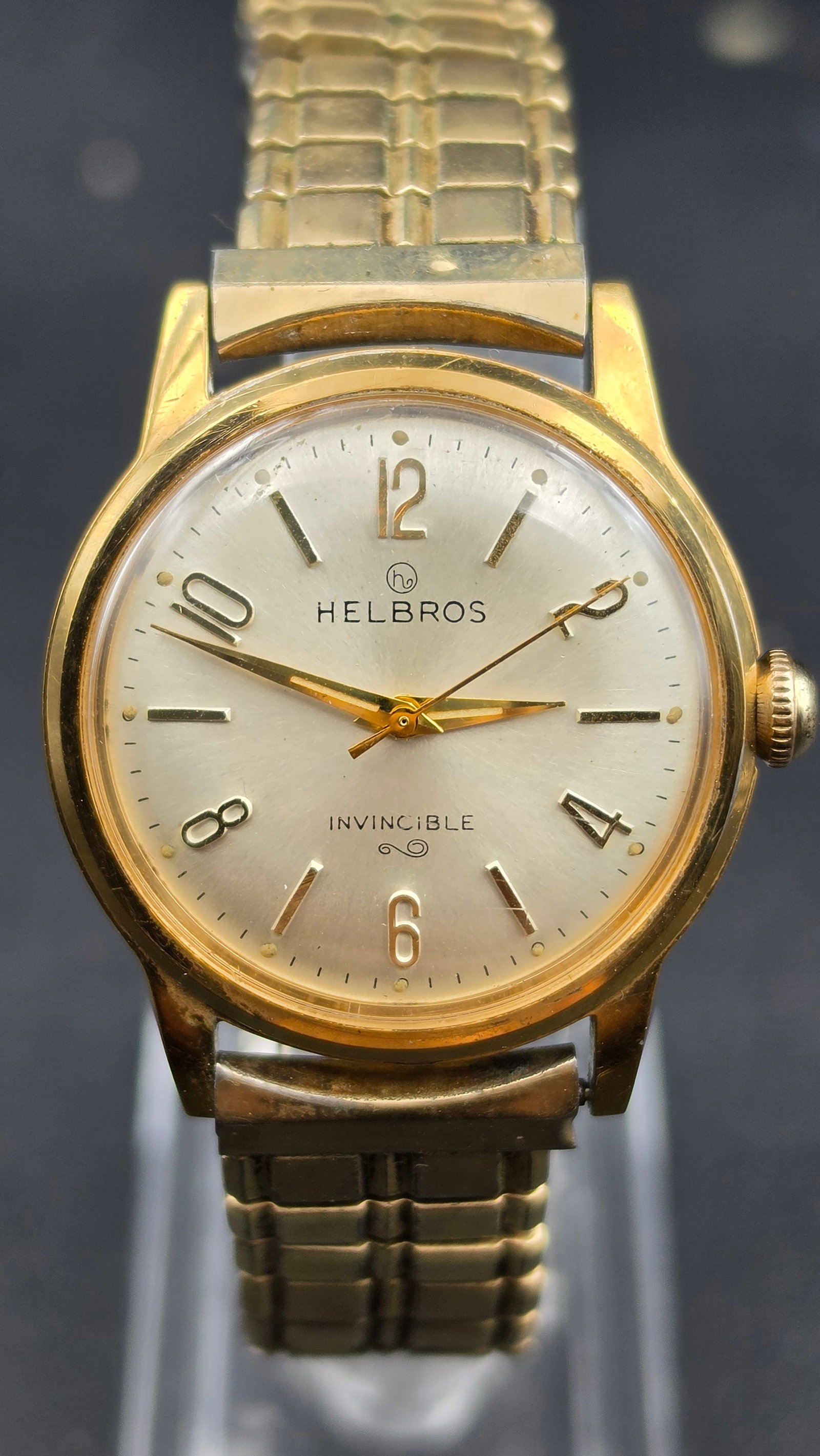 Vintage Helbros Invincible Mens Watch 17 Jewel Manual Wind Gold Tone Case Baldwin Gold Filled Band 1 (1 of 11)