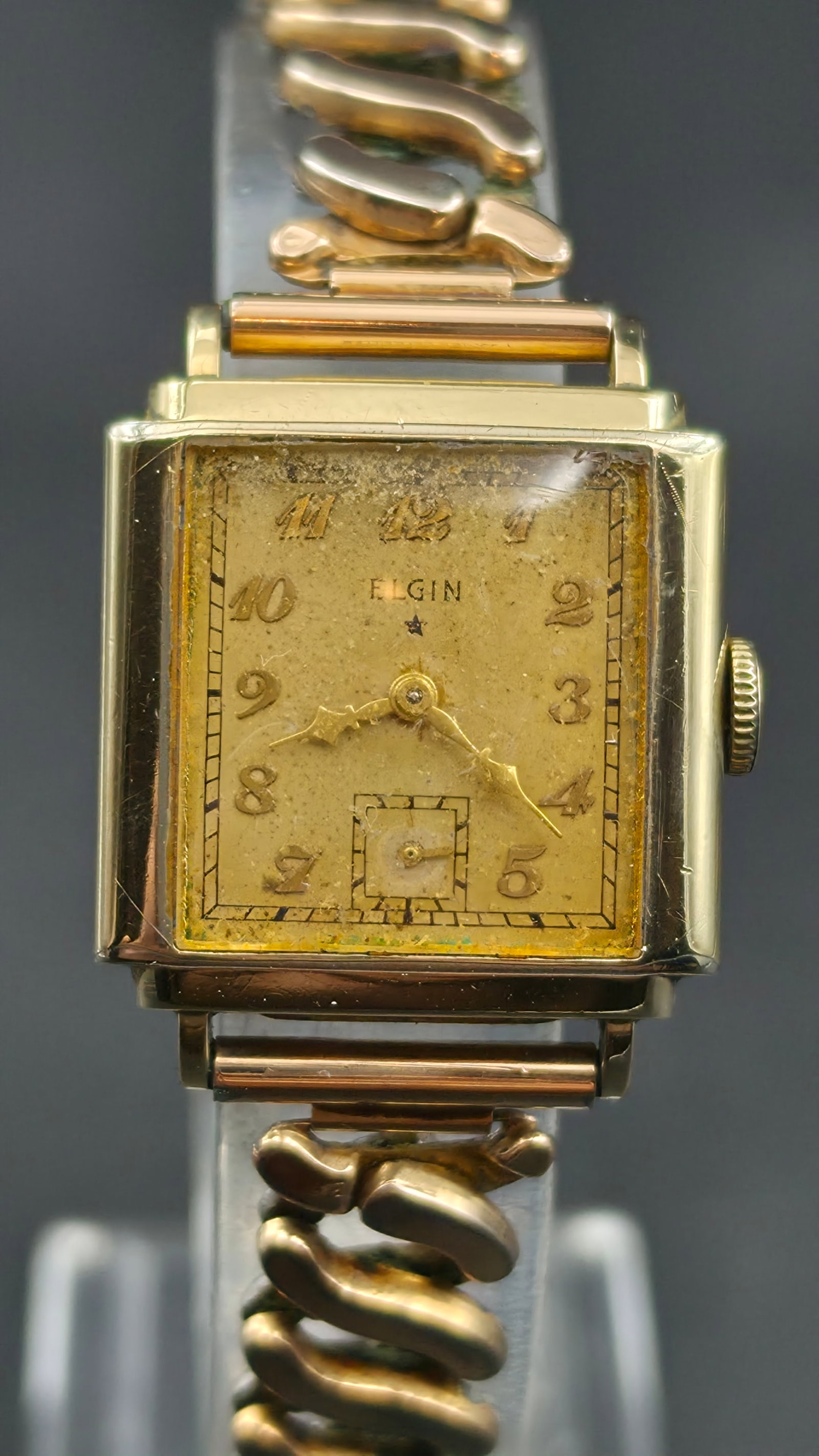 Vintage 1935 Elgin 15 Jewel Square 10K Gold Filled Sub Second Mens Watch (1 of 12)