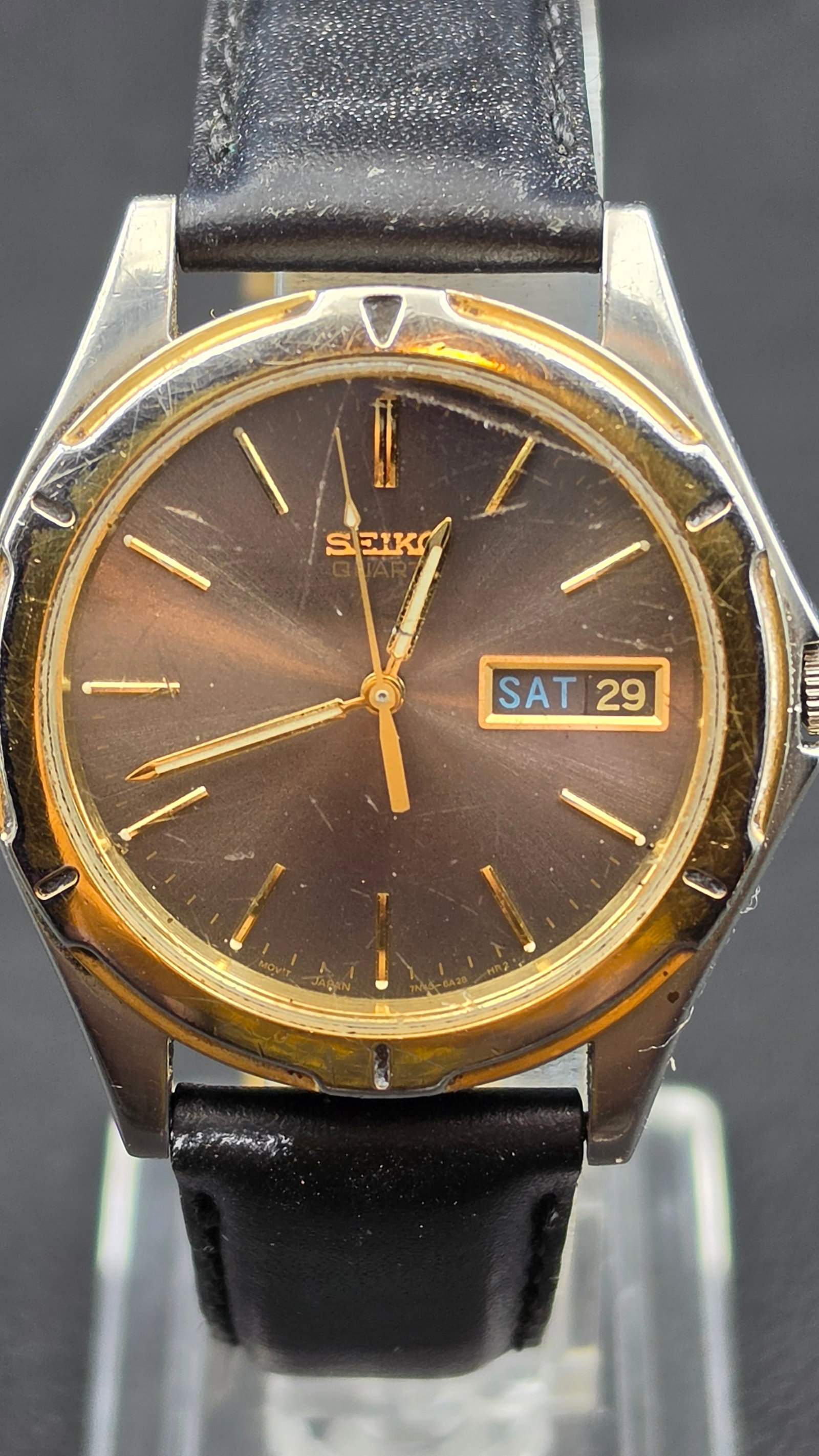 Seiko Quartz 7N43-6A09 Two Tone Day Date Mens Watch Leather Band Runs (1 of 9)