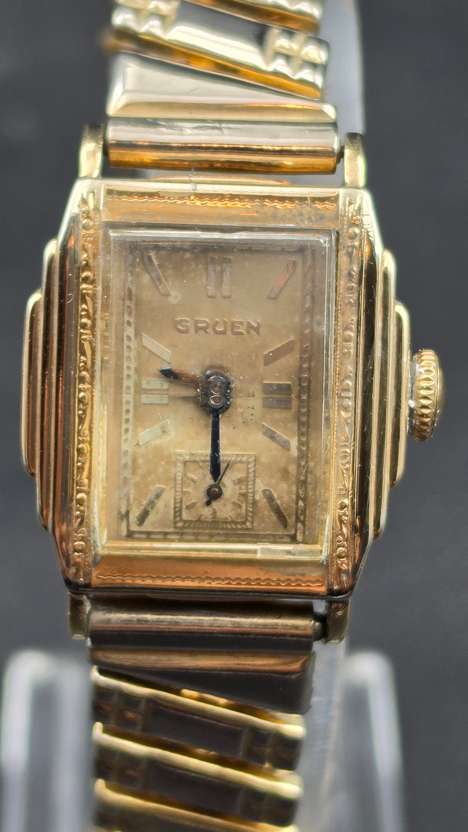 Gruen Guild 17 Jewel Ladies Art Deco Watch, 10K Rolled Gold Plate, Star Watch Case Co. Stellar (1 of 13)