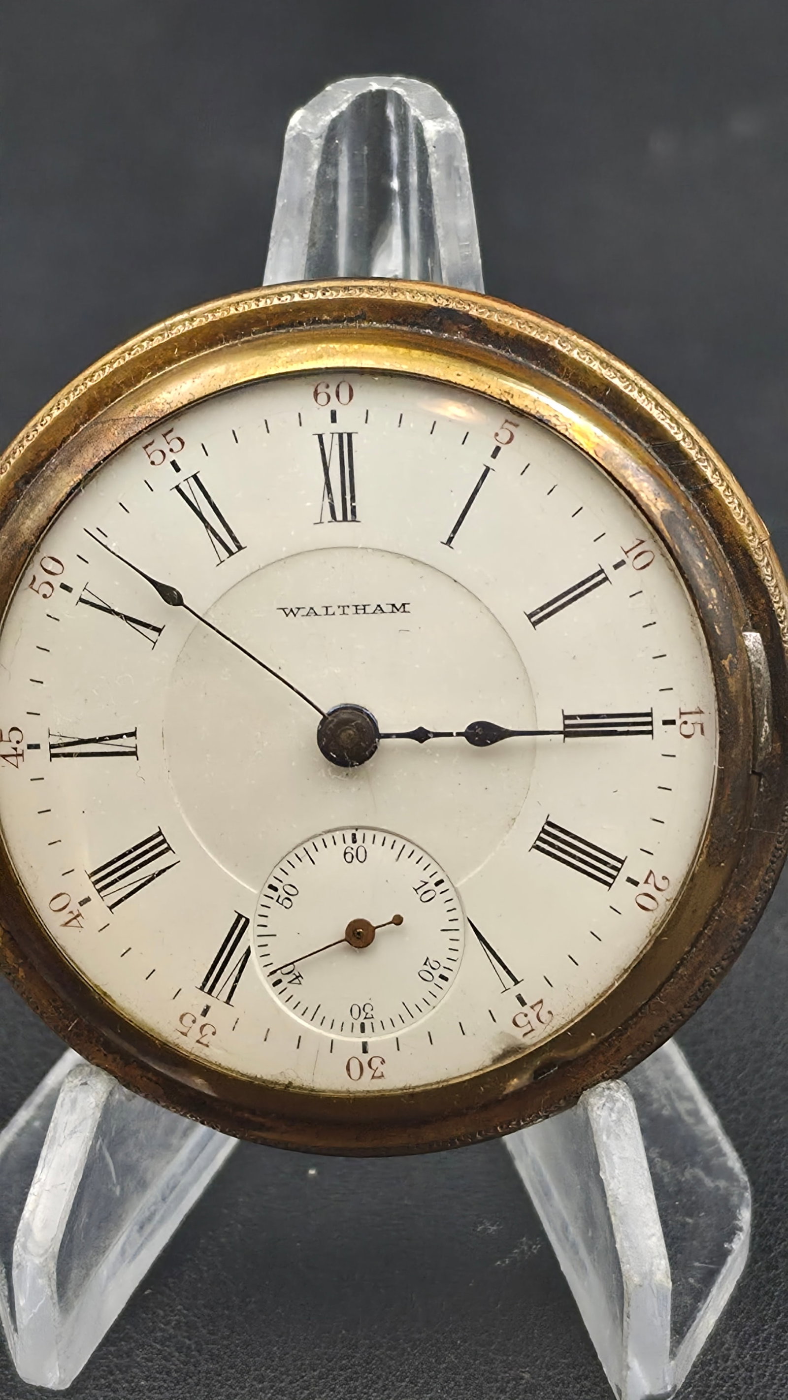 1883 Waltham Grade SOL 18s 11 Jewel Hunter Case Pocket Watch, Tornado Gold Plate Case: This antique Waltham pocket watch houses a Grade SOL movement (serial 9435354), an 18 size, 11 jewel, full plate lever movement with gilt finish and Breguet hairspring, produced in 1883 by the America