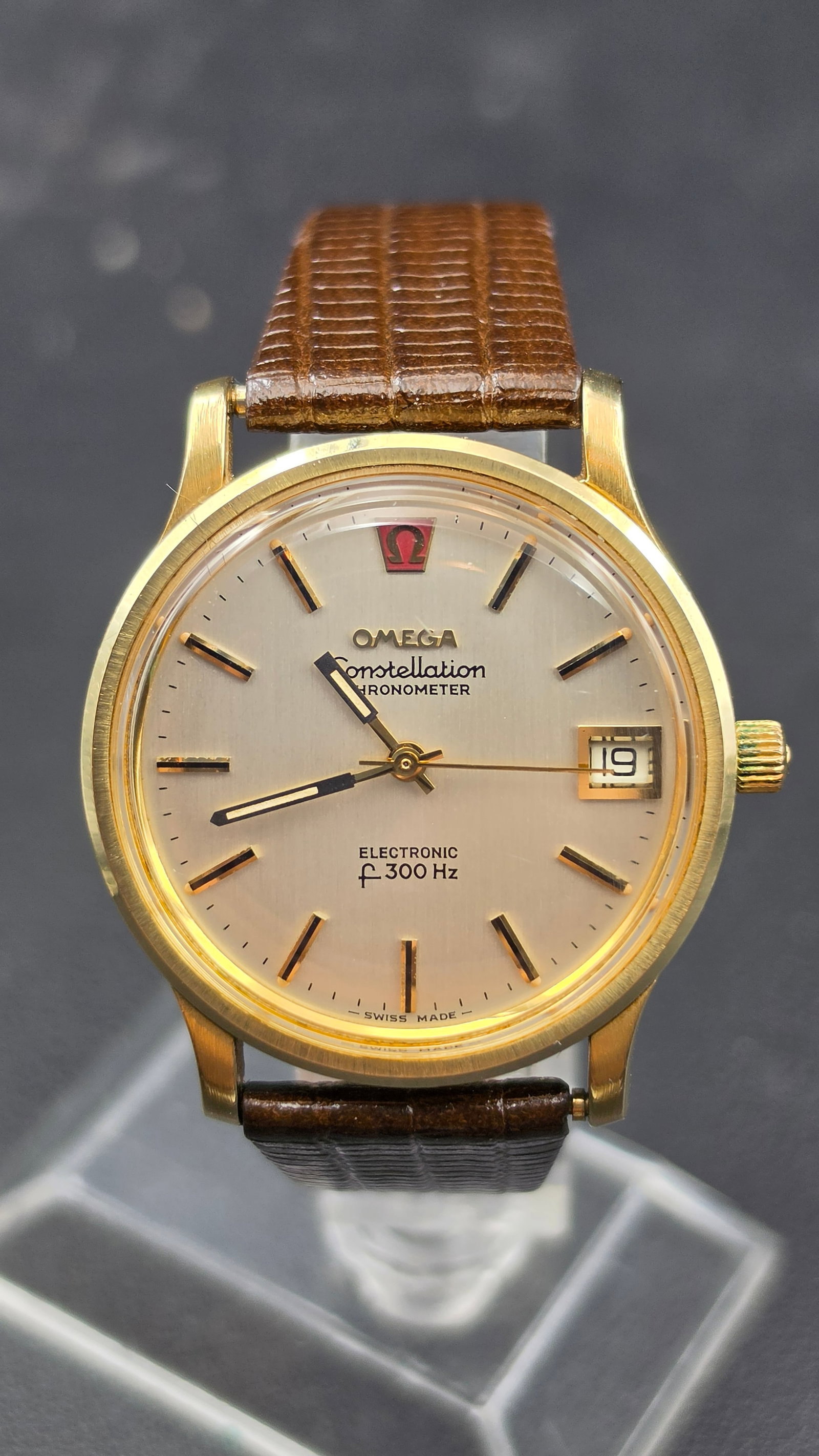 Omega Constellation Chronometer Electronic f300Hz the Hummer Cal 1250 Ref 198.0075 1970s Running (1 of 16)