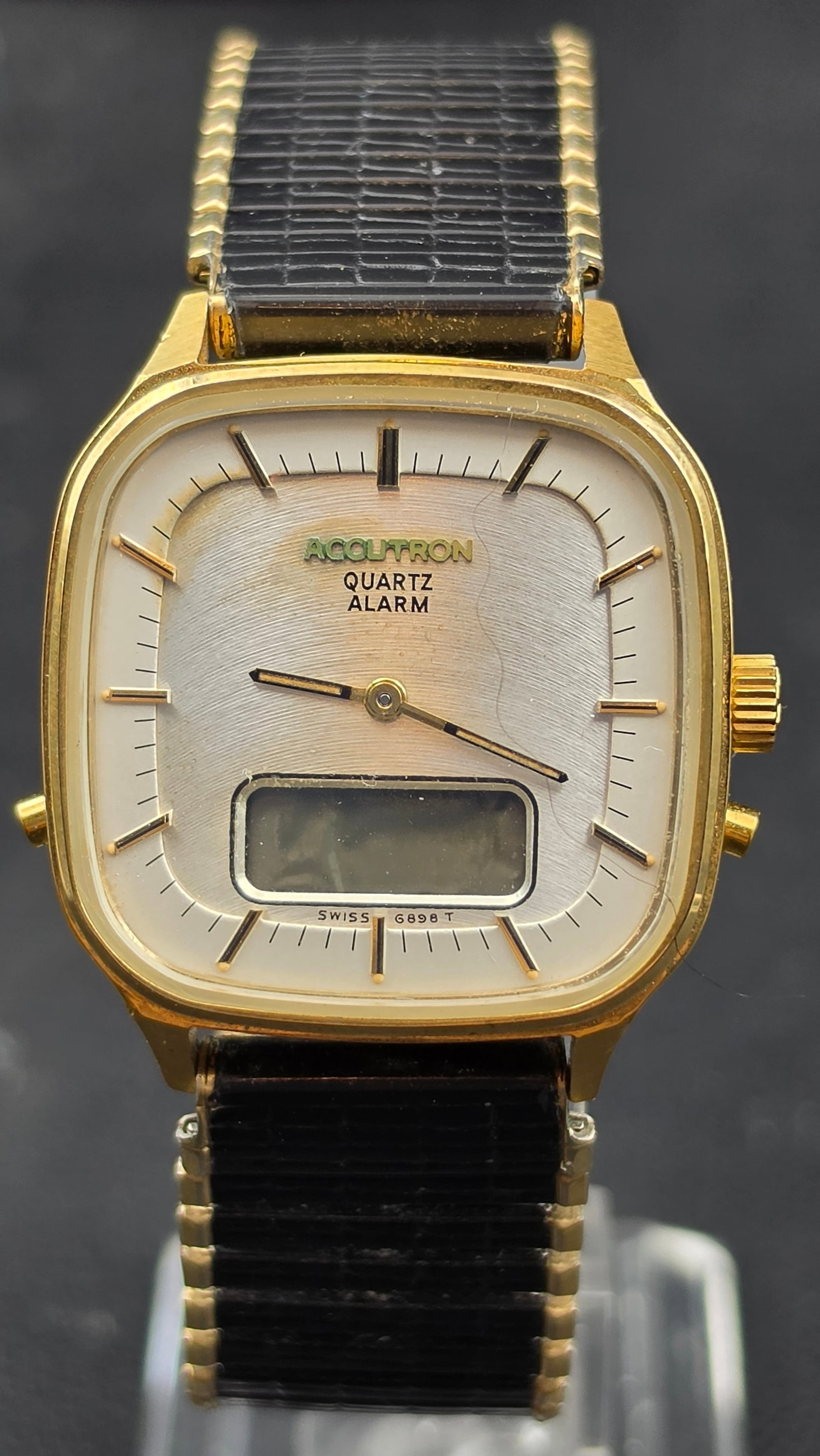 Bulova Accutron Quartz Alarm Analog Digital Watch 1984 (1 of 10)