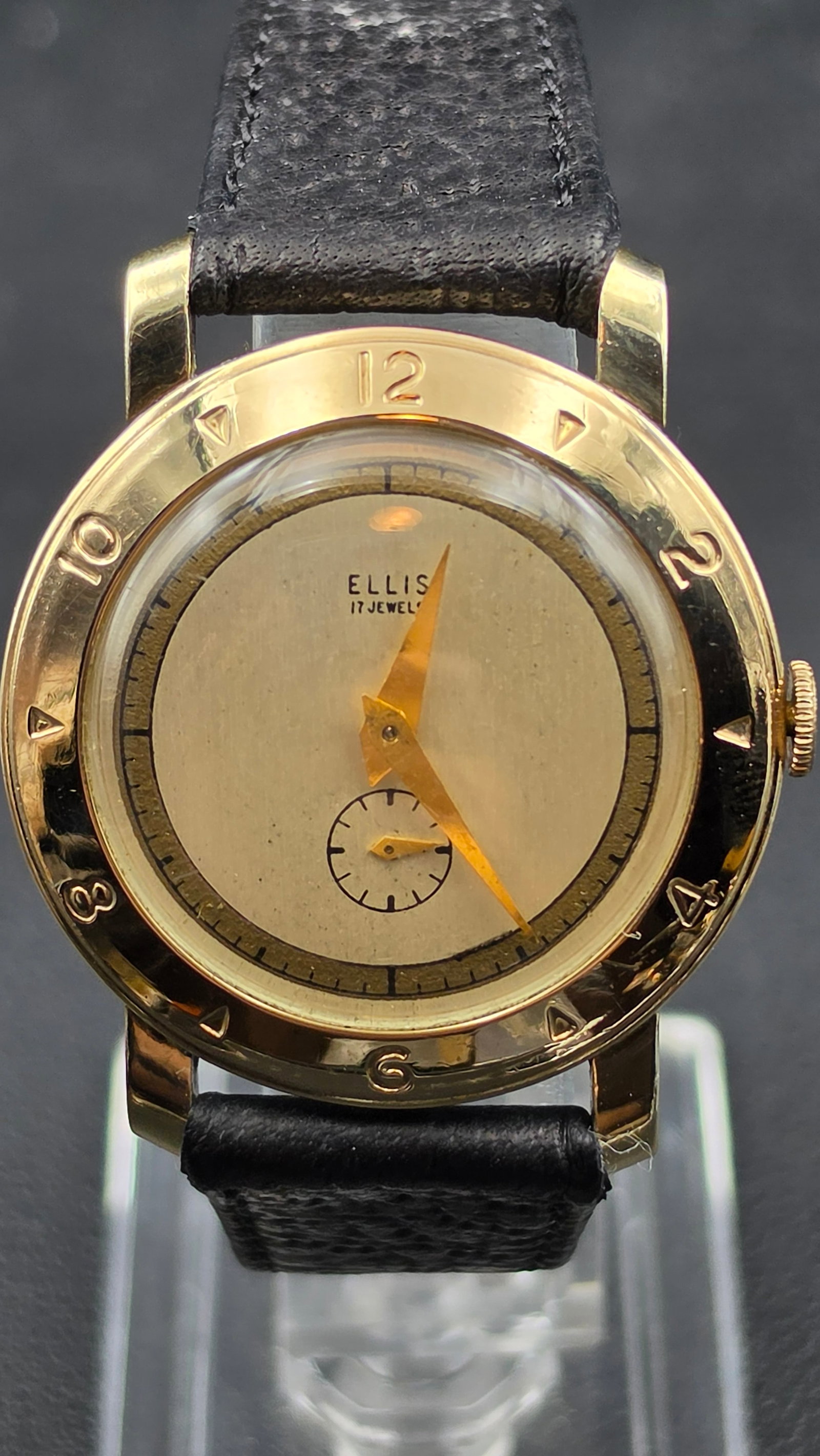 Vintage Ellis Swiss 17 Jewel Watch with Numbered Compass-Style Bezel (1 of 11)