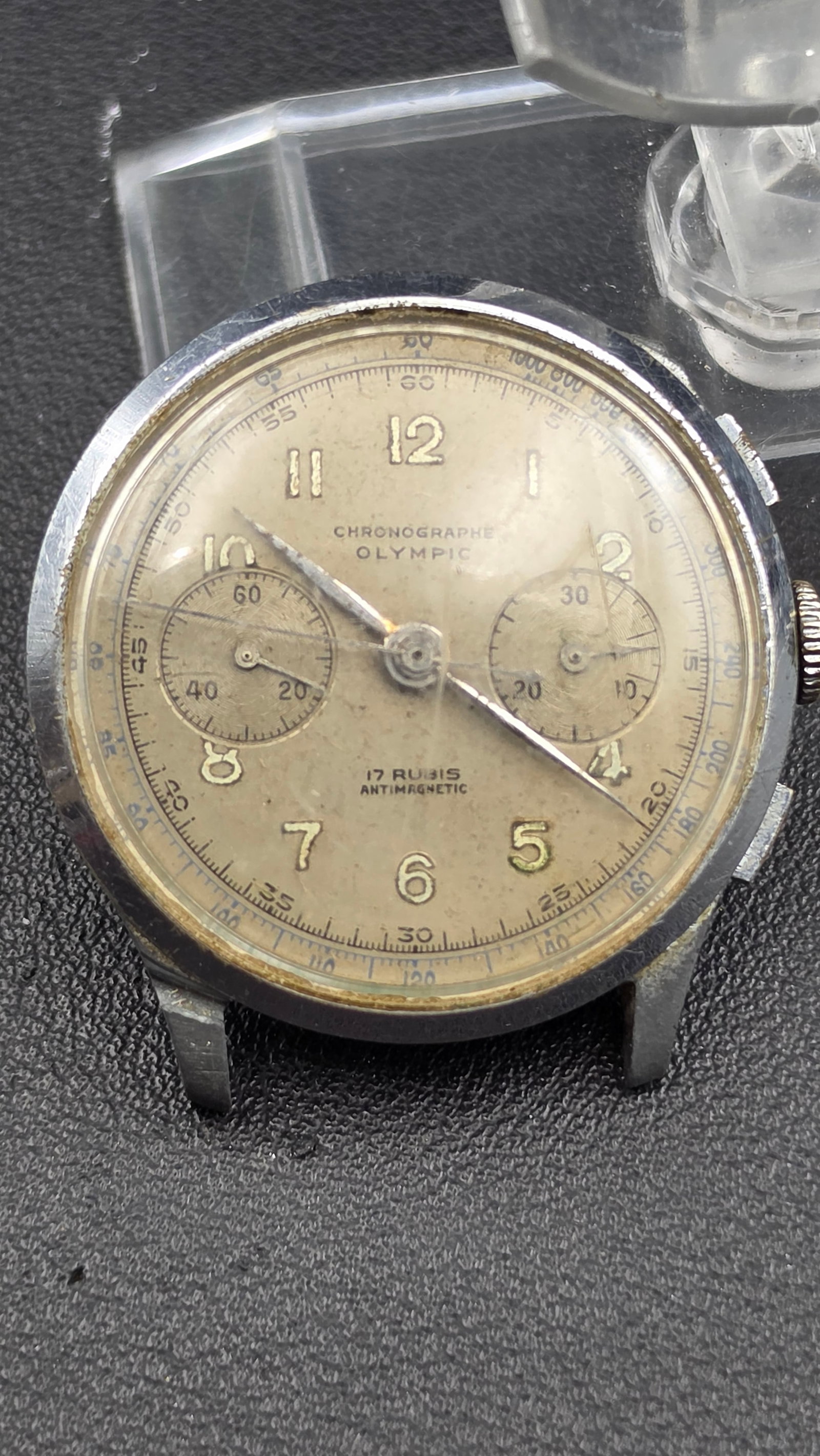 Vintage 1948 Chronographe Olympic Two-Register Chronograph 17 Rubis Runs (1 of 11)