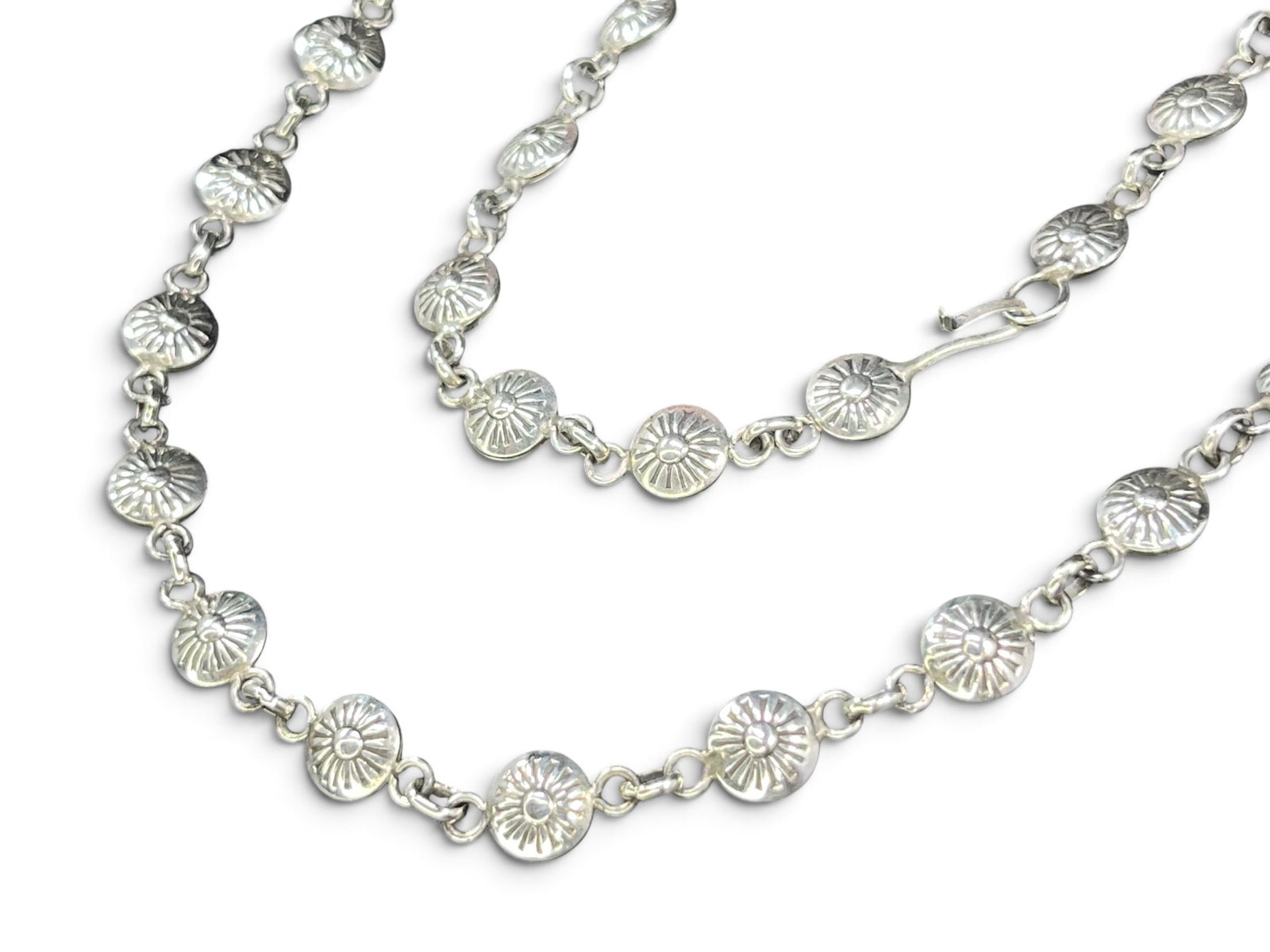 23g/25in Sterling Silver Sunburst Disc Link Necklace (1 of 11)
